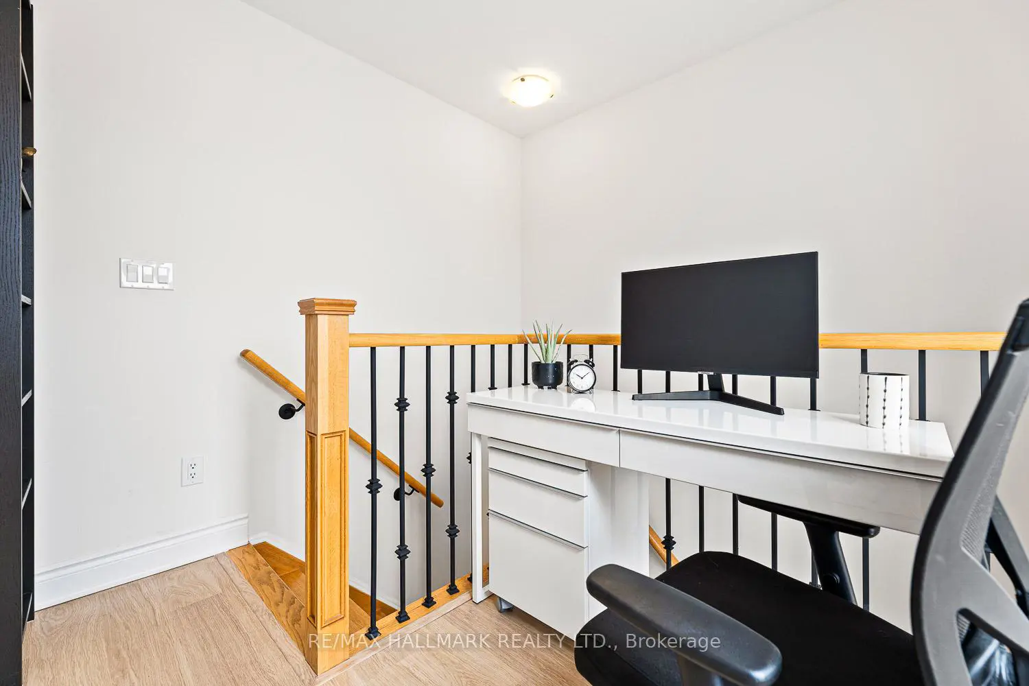Additional image 3 of 1120 Briar Hill Avenue 306