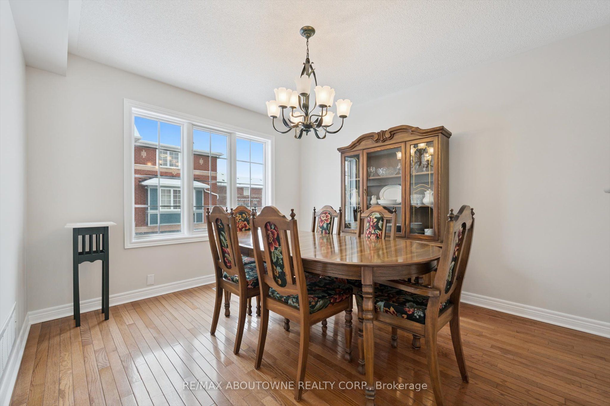 Additional image 4 of 40-5031 East Mill Road, Mississauga, ON, L5V 2M5