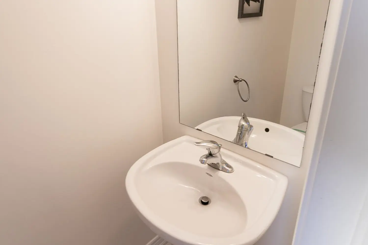 Additional image 4 of 27 Belanger Crescent