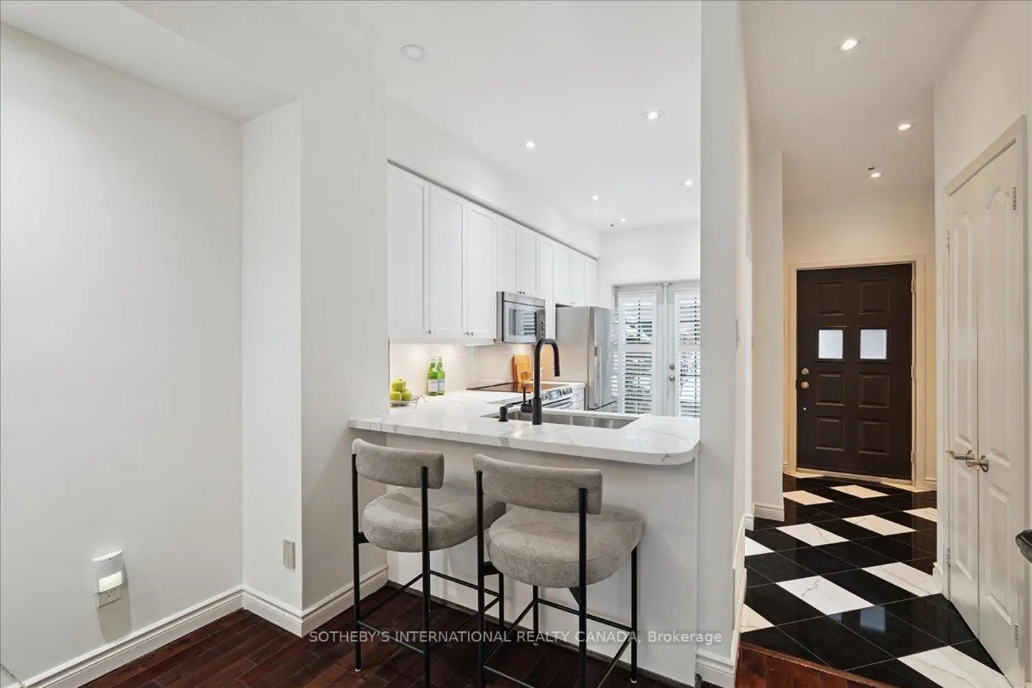 Additional image 5 of 1 Baxter Street 2
