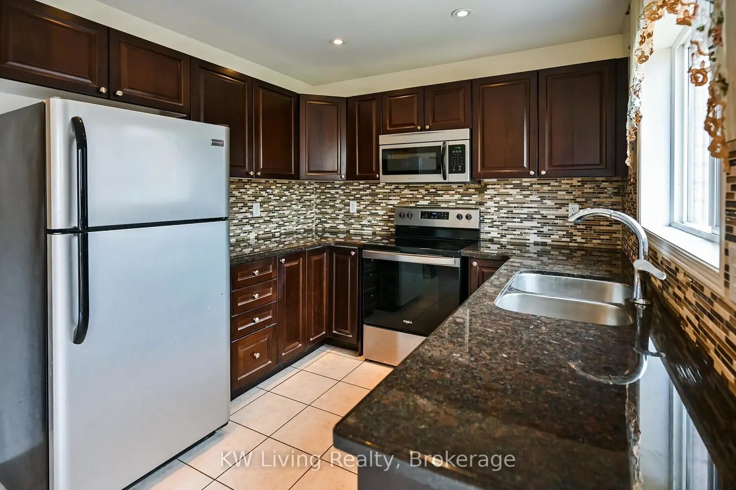 Additional image 4 of 44 Galea Drive