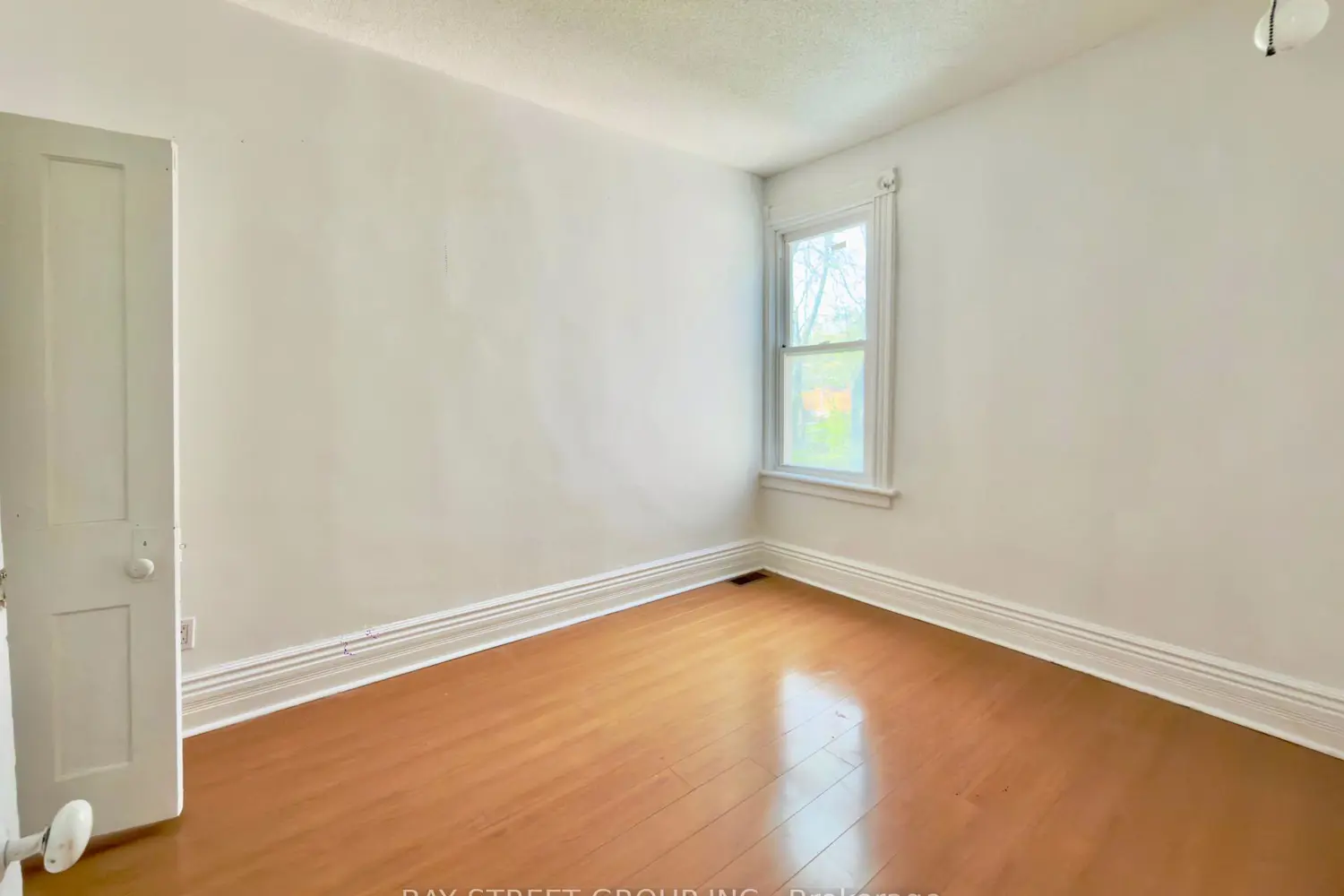 Additional image 11 of 182 Boulton Avenue