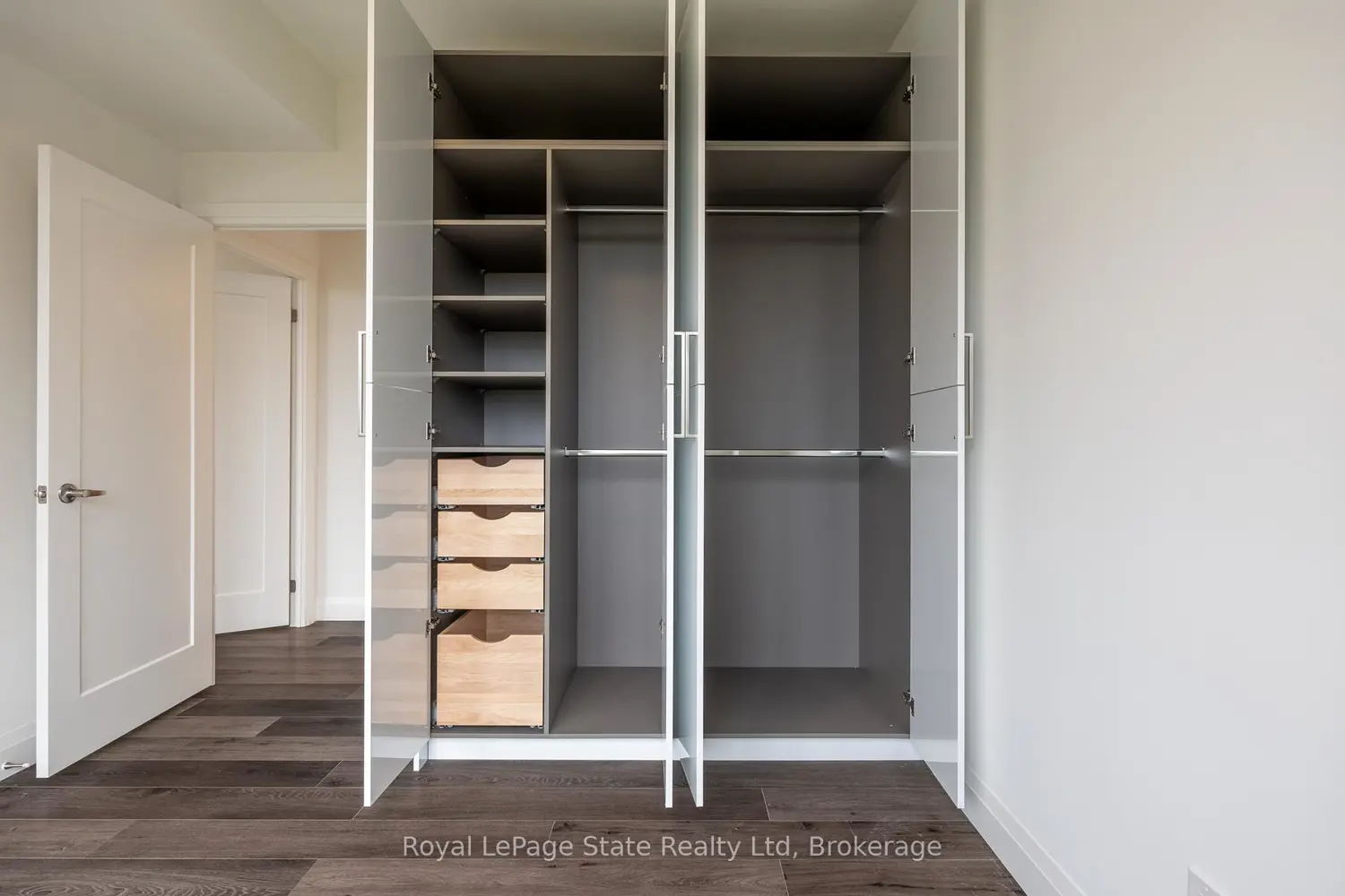 Additional image 18 of 500 Brock Avenue 808