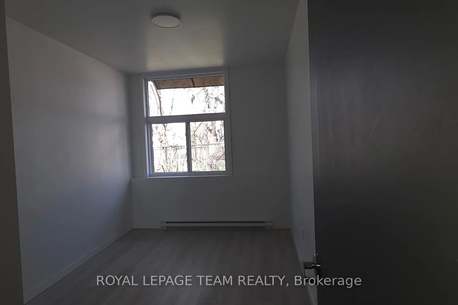 Additional image 10 of 822 Marlborough Street