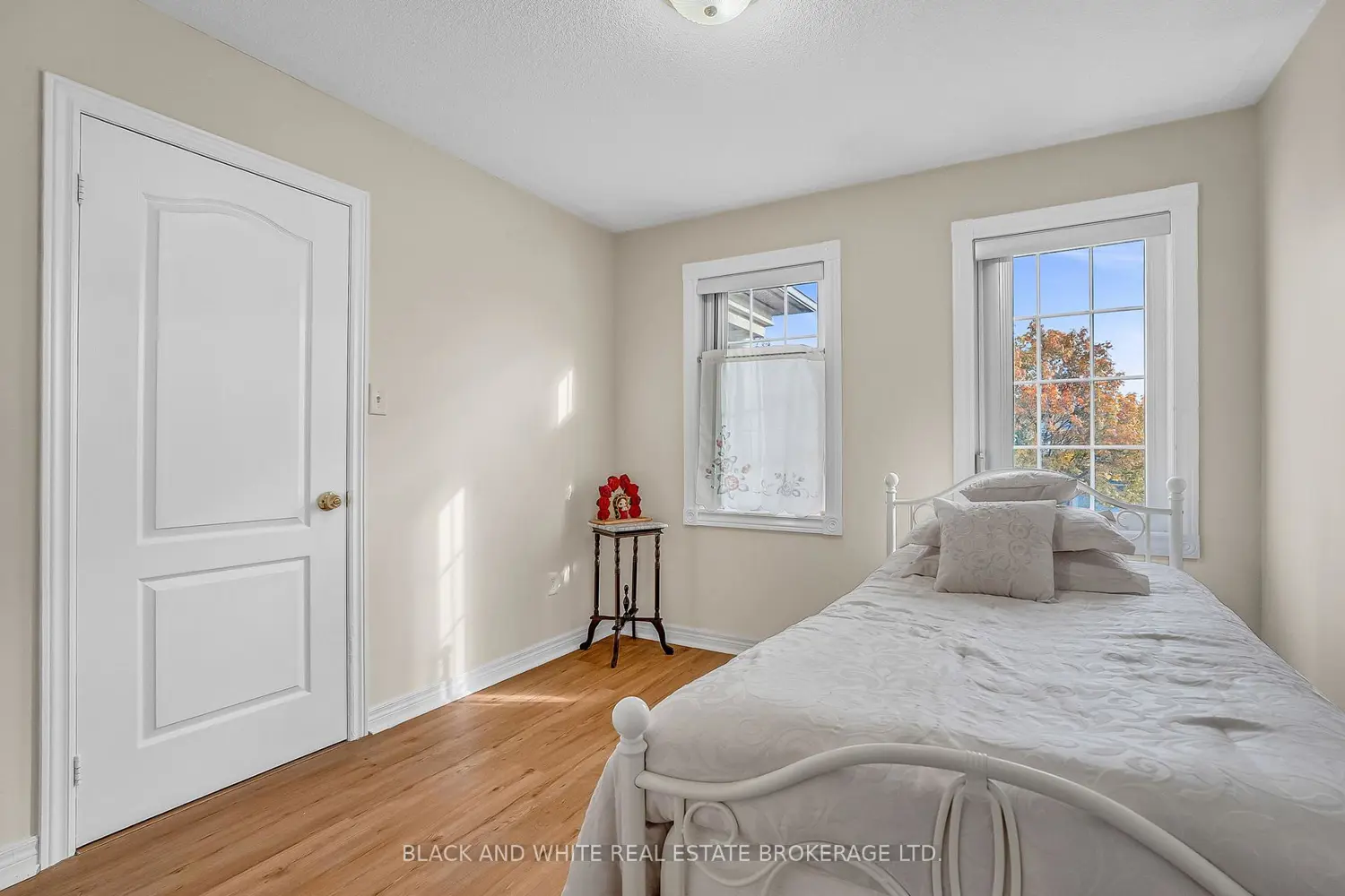 Additional image 14 of 18 Daiseyfield Crescent