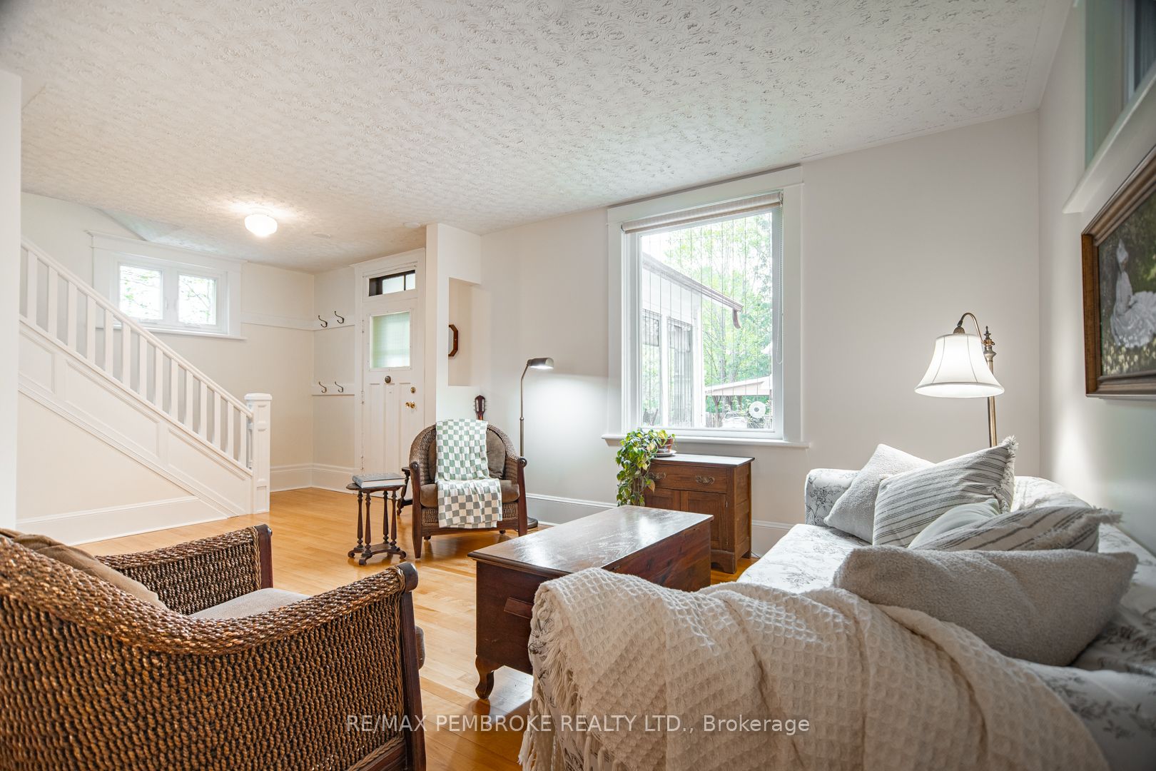Additional image 4 of 348 Esther Street, Pembroke, ON, K8A 3C8