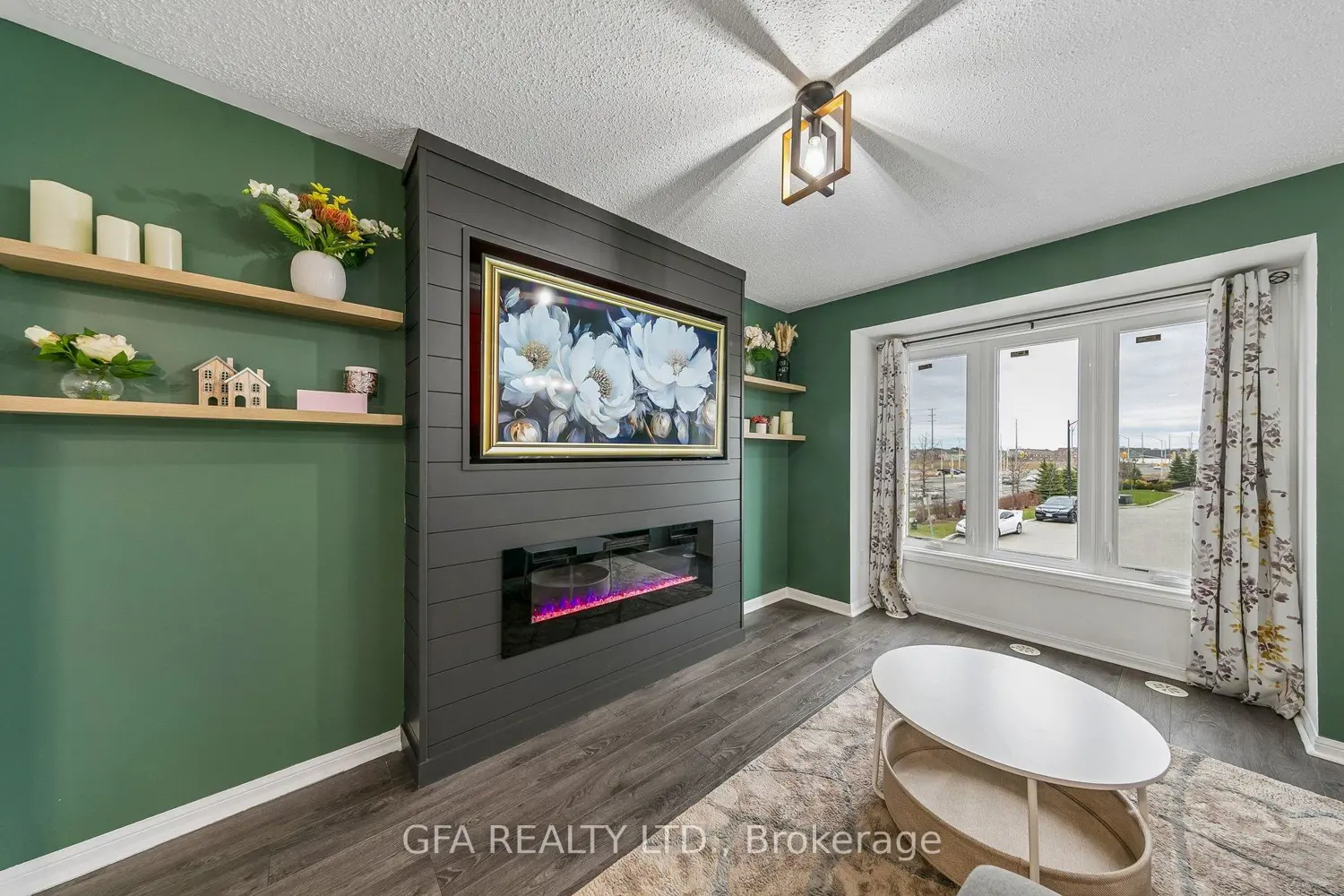 937 Nadalin Heights