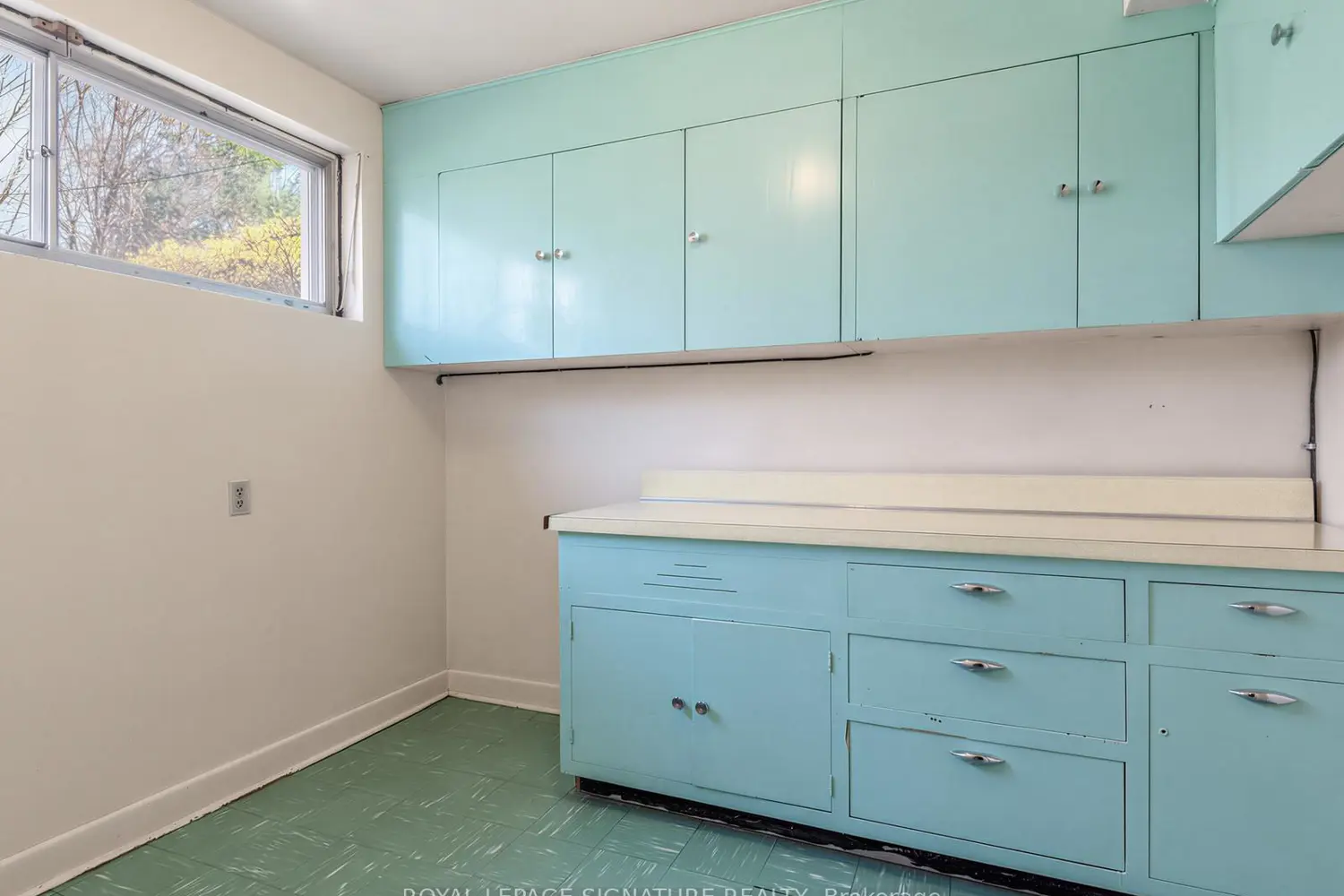 Additional image 6 of 62 Dukinfield Crescent