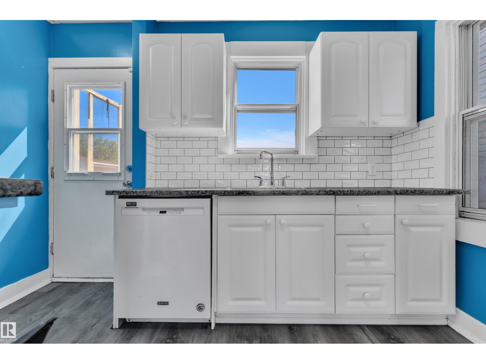 Additional image 4 of 11721 81 Street NW, Edmonton, AB, T5B2S3