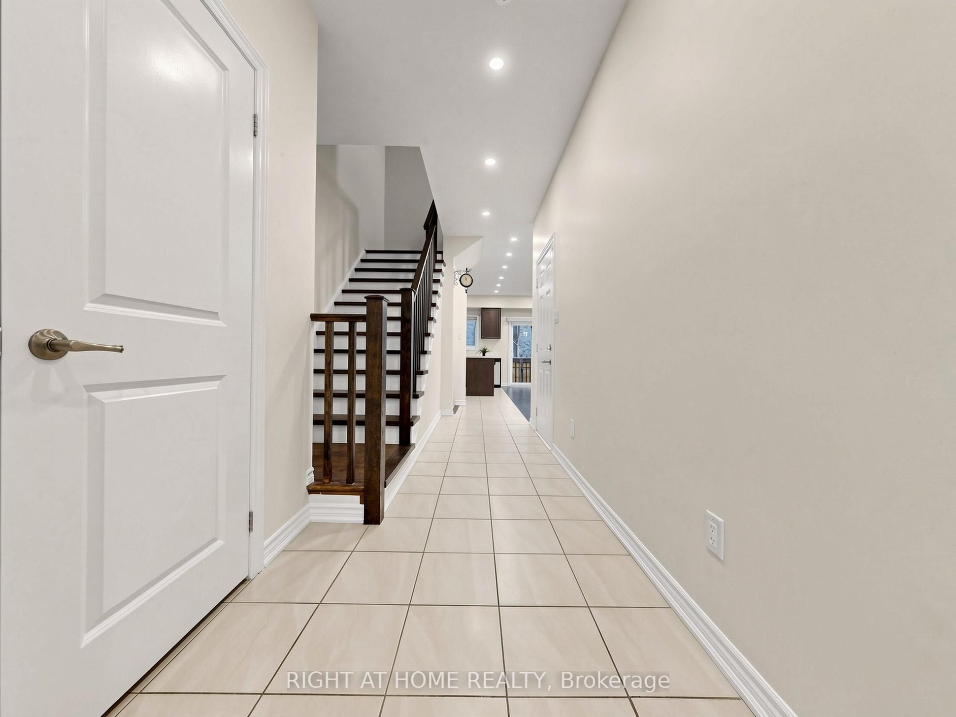 Additional image 4 of 124 Mosaic Drive, Hamilton, ON, L8B 1W4