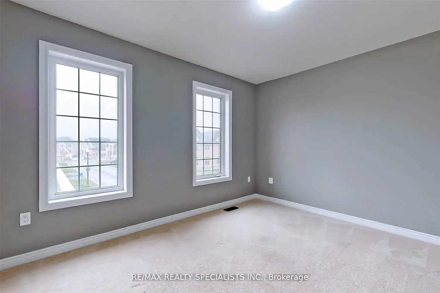 Additional image 18 of 1191 Upper Thames Drive