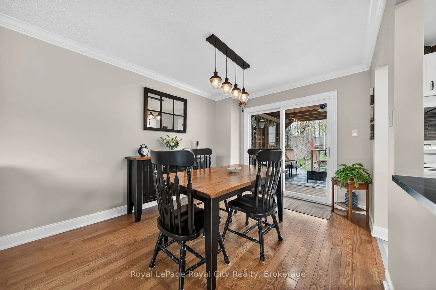 69 Sanderson Drive photo 5