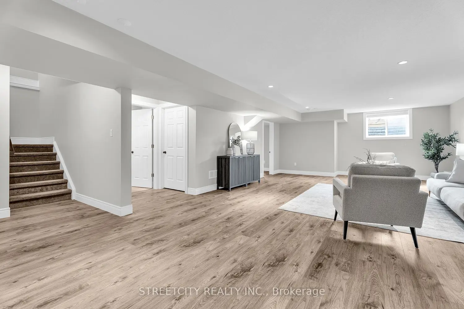 Additional image 13 of 2267 Callingham Drive 39