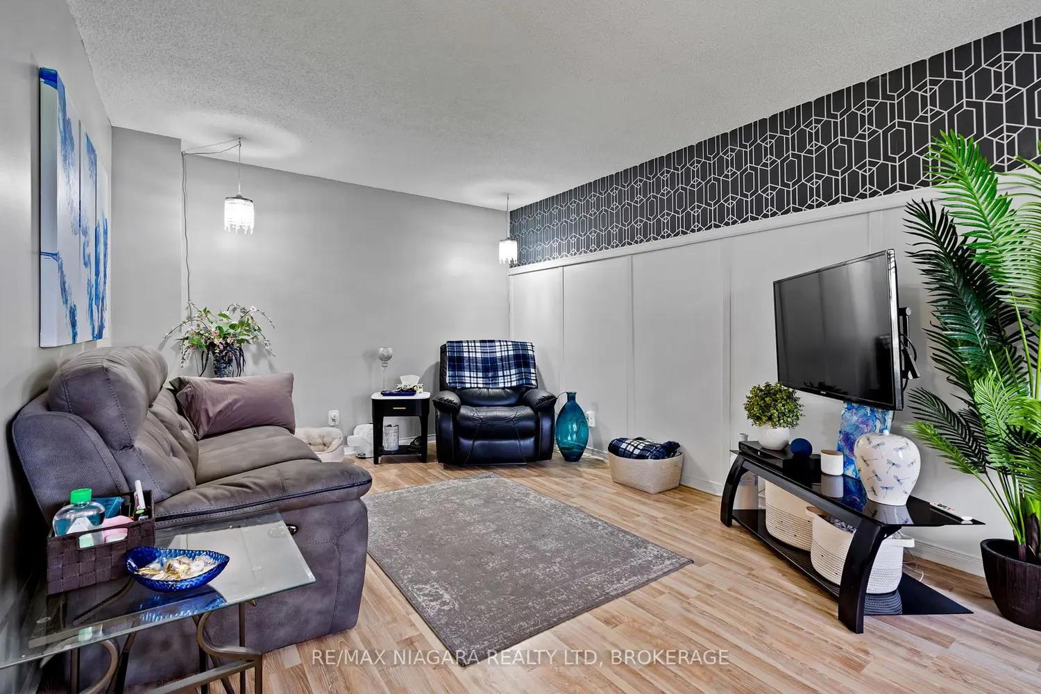 Additional image 4 of 51 Woodrush Avenue