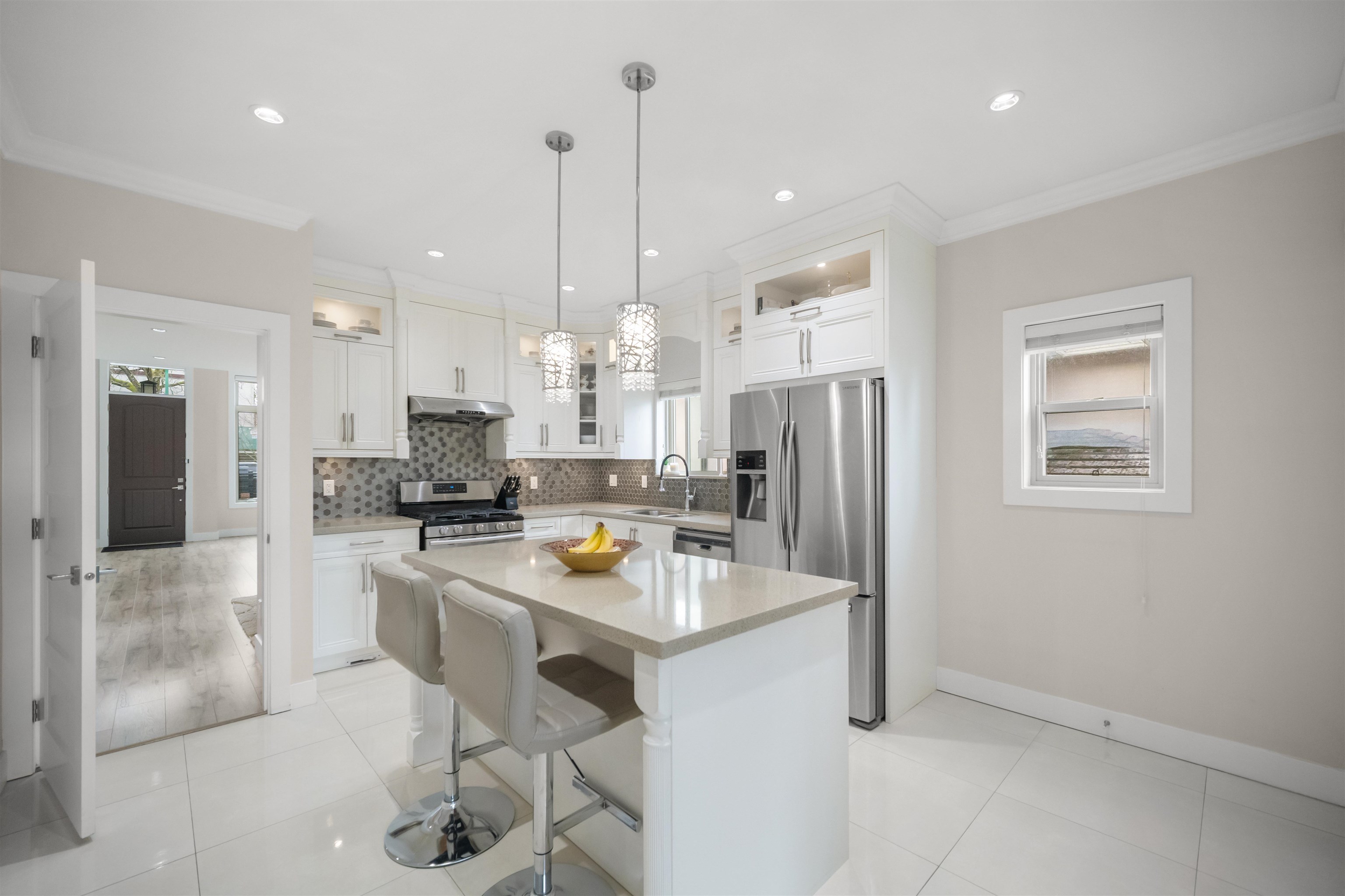 Additional image 3 of 4986 Inman Avenue, Burnaby, BC, V5G 2Y6