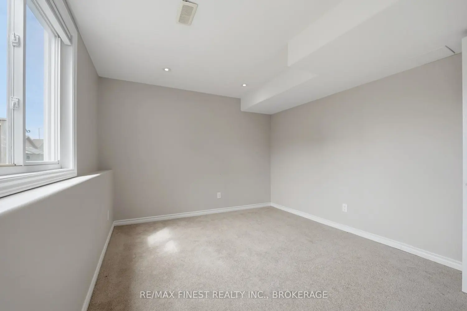 Additional image 9 of 1223 Amanda Court