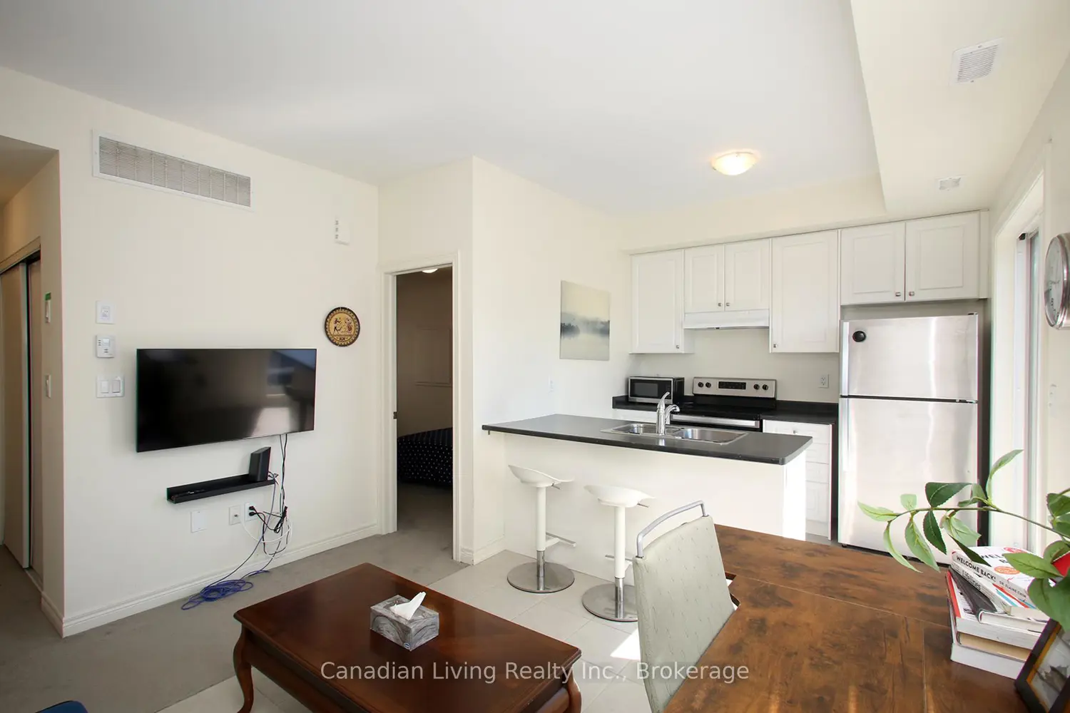 Additional image 10 of 9450 Bayview Avenue