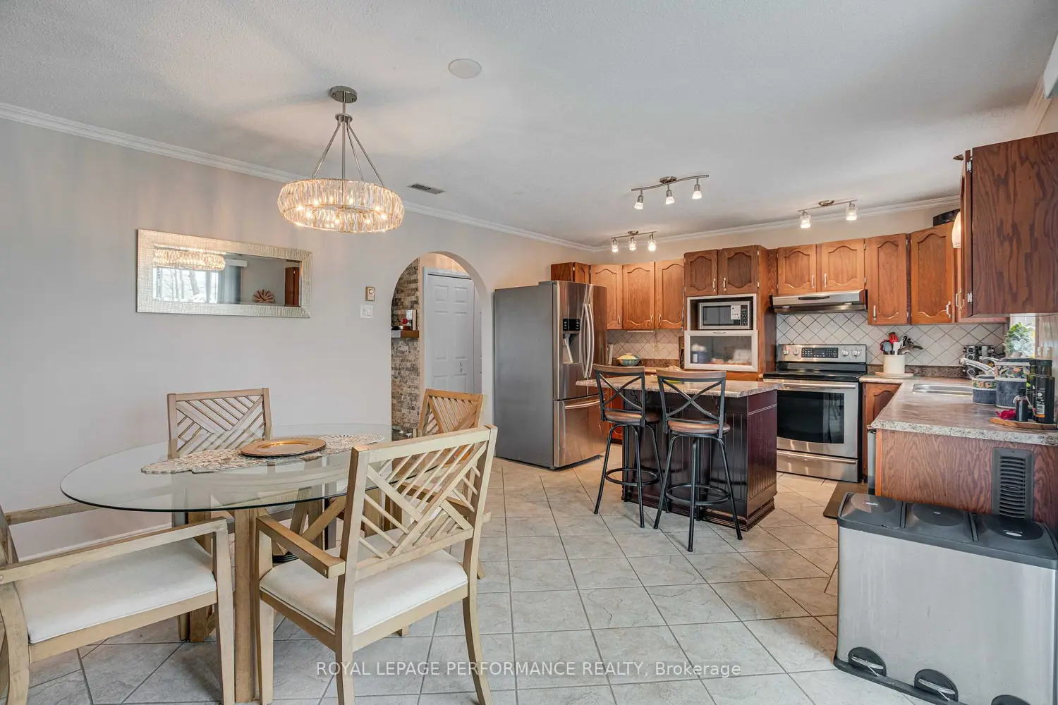 Additional image 8 of 767 Edmond Street