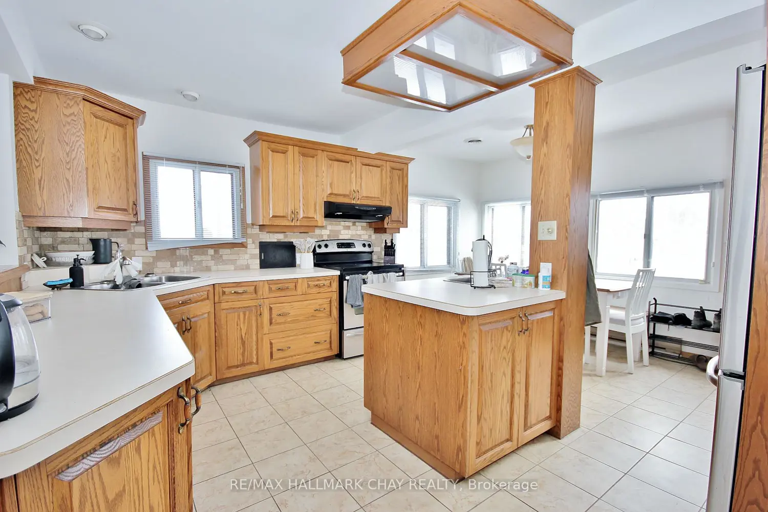 Additional image 7 of 1099 Poplar Drive
