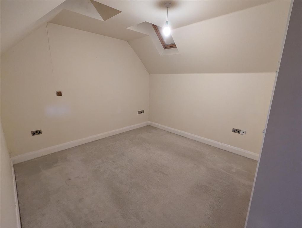 Additional image 10 of 4 bed terraced house to rentVictoria Court, Hereford HR4