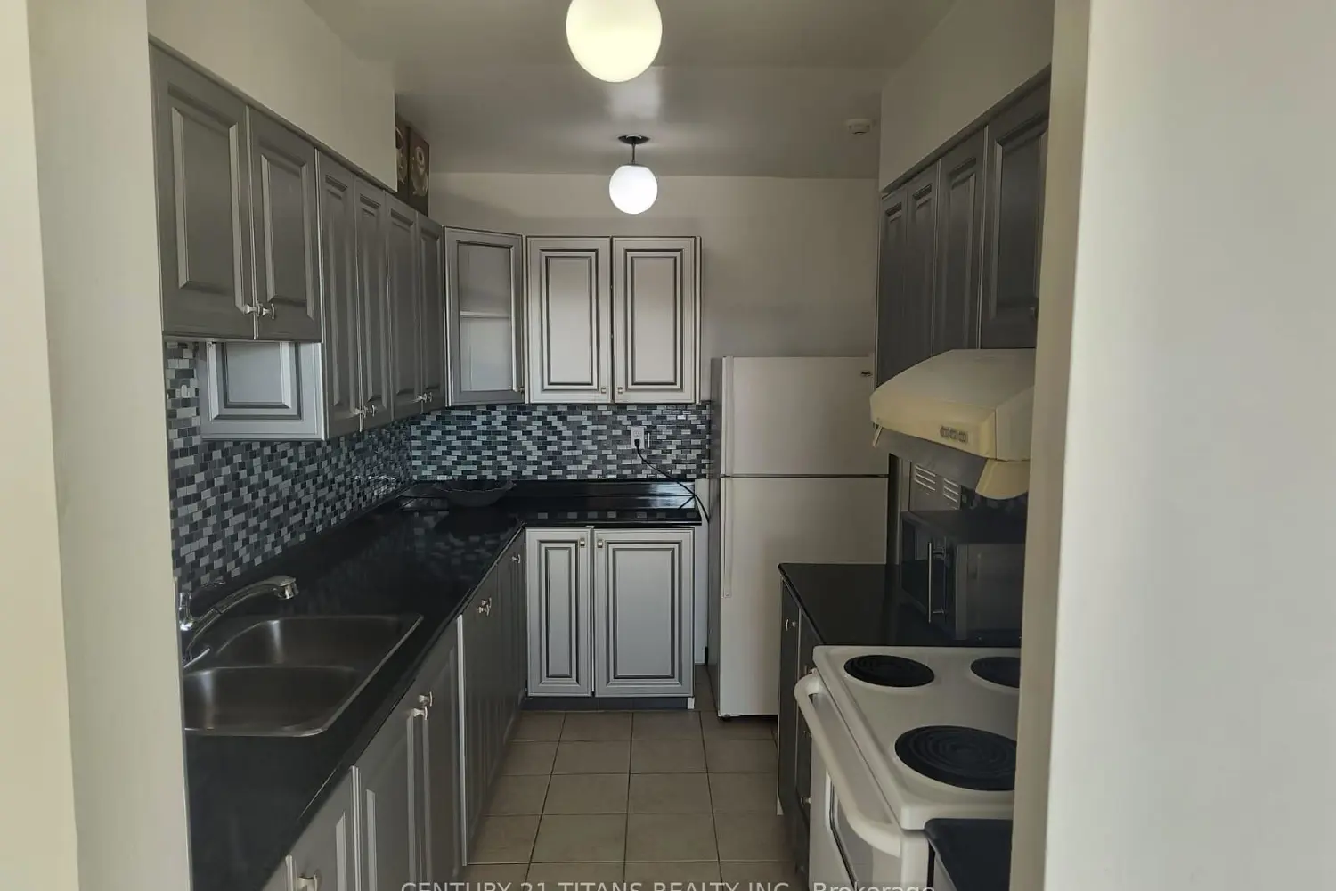 Additional image 7 of 301 Prudential Drive 907