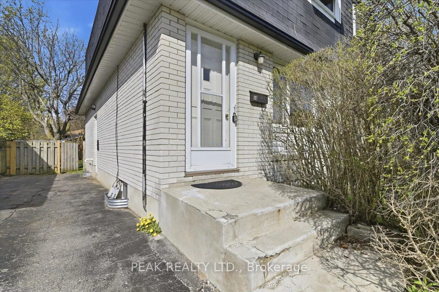 Additional image 4 of 644 Perry Crescent