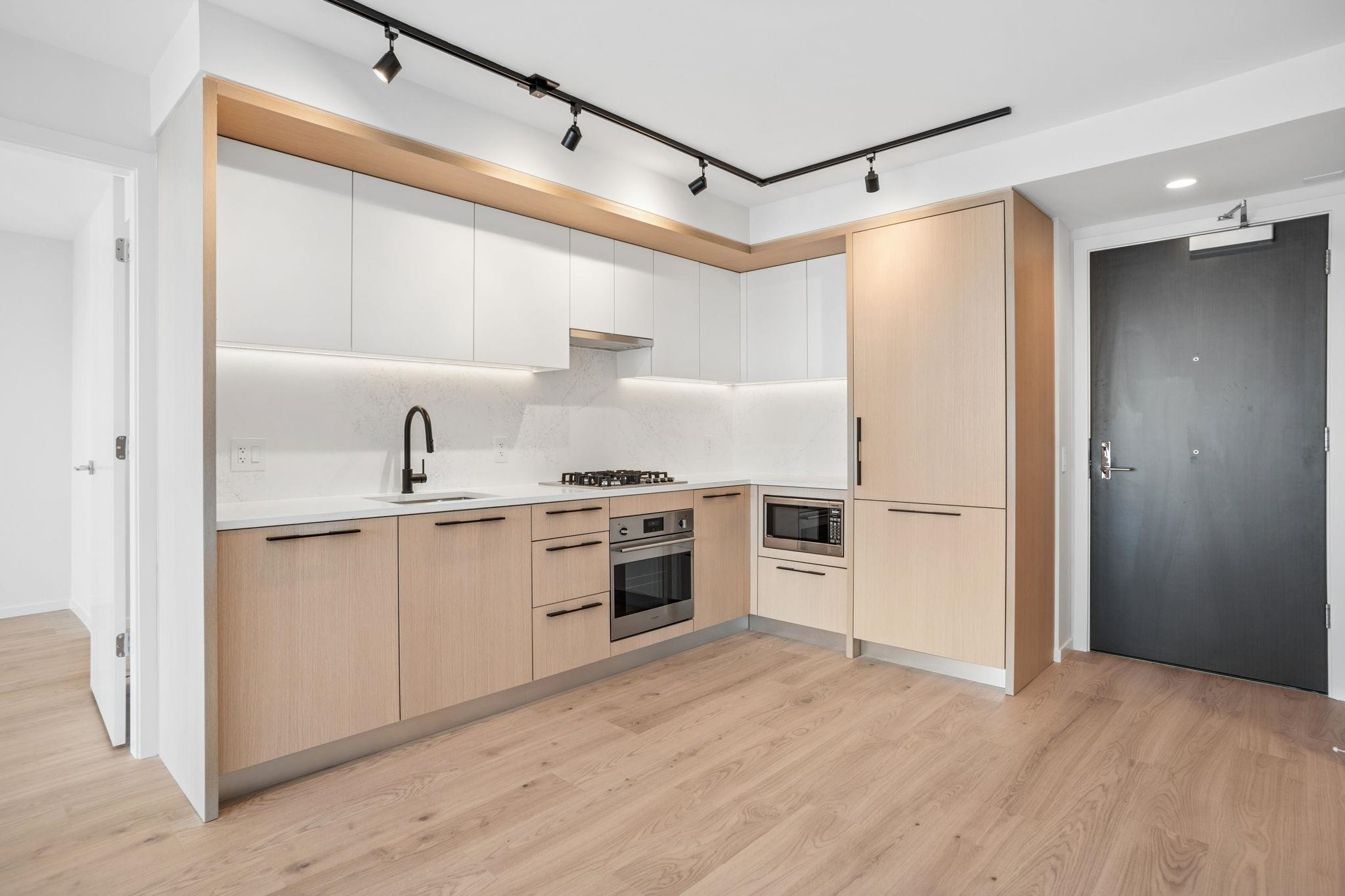 753-5189 Earles Street, Vancouver, BC, V5R 5H4