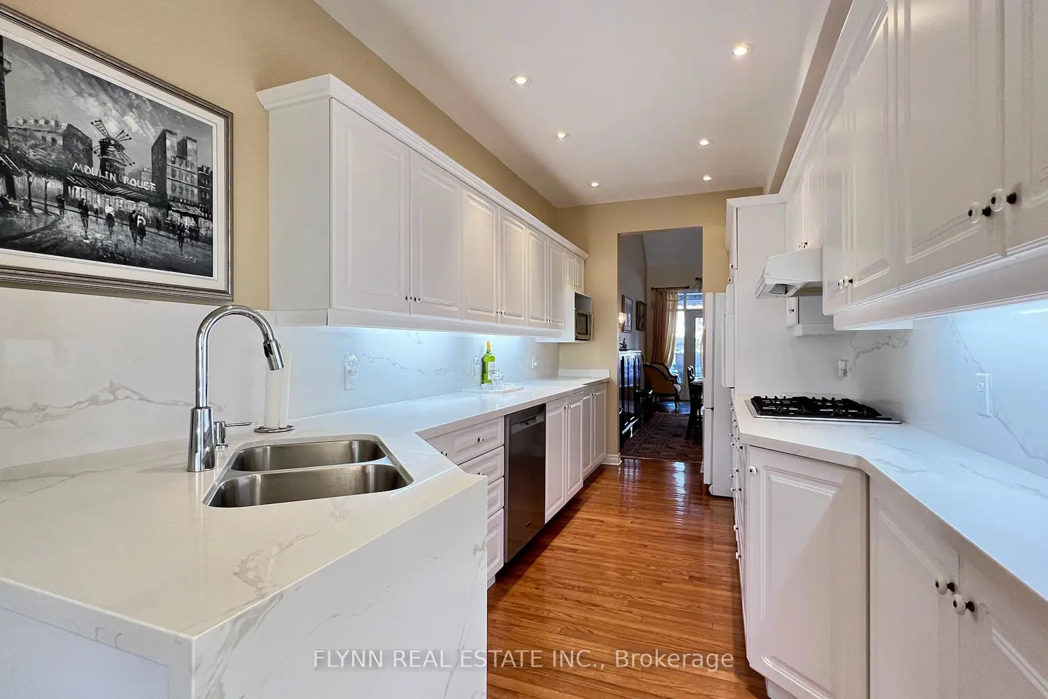 37 Shaws Lane photo 4