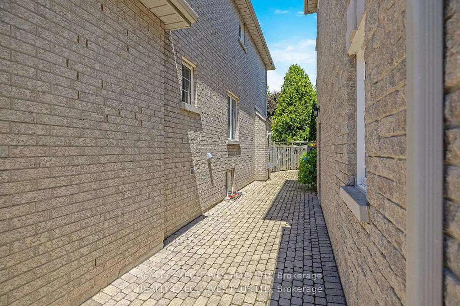 Additional image 14 of 2547 Morrison Avenue