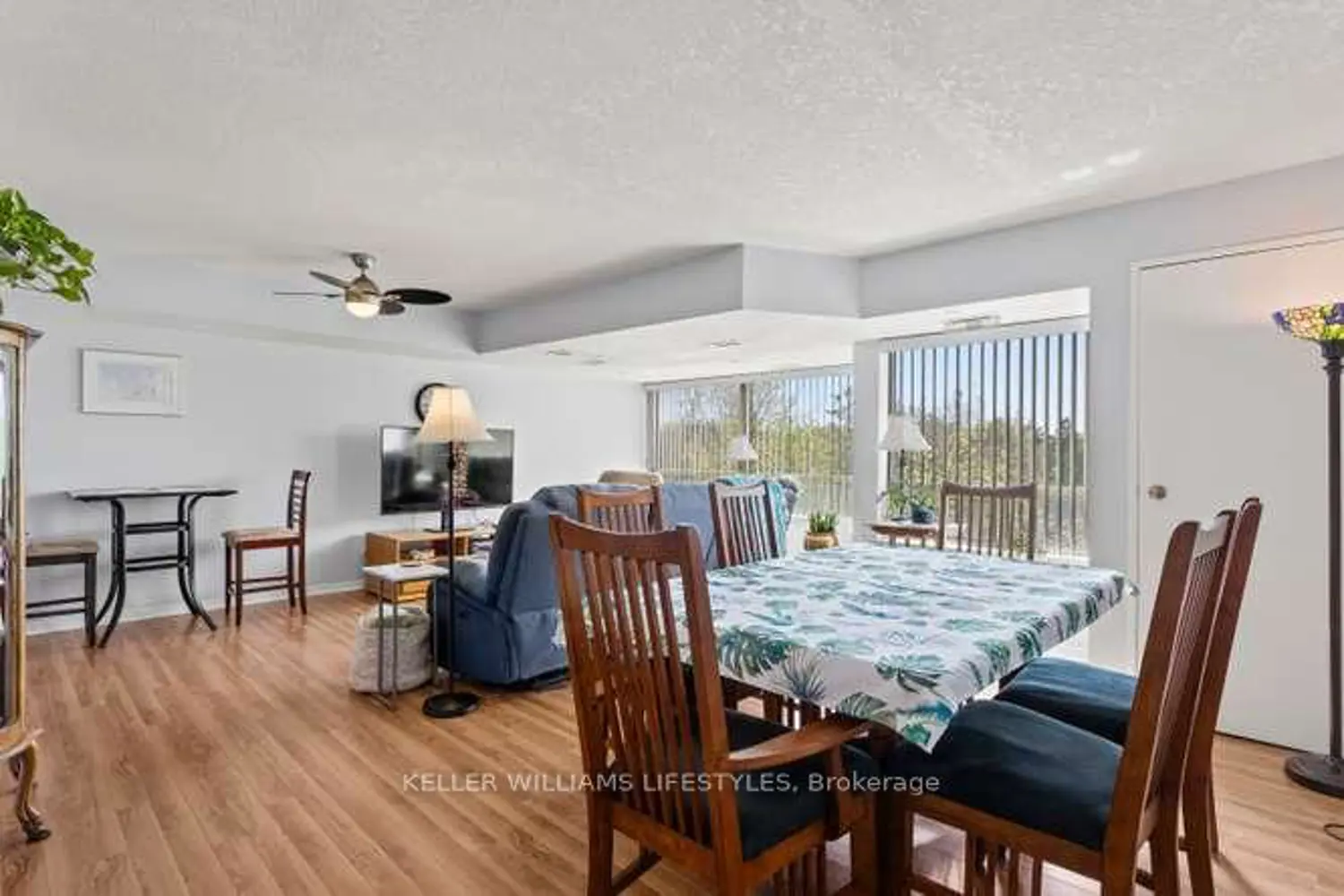 Additional image 9 of 521 Riverside Drive 602