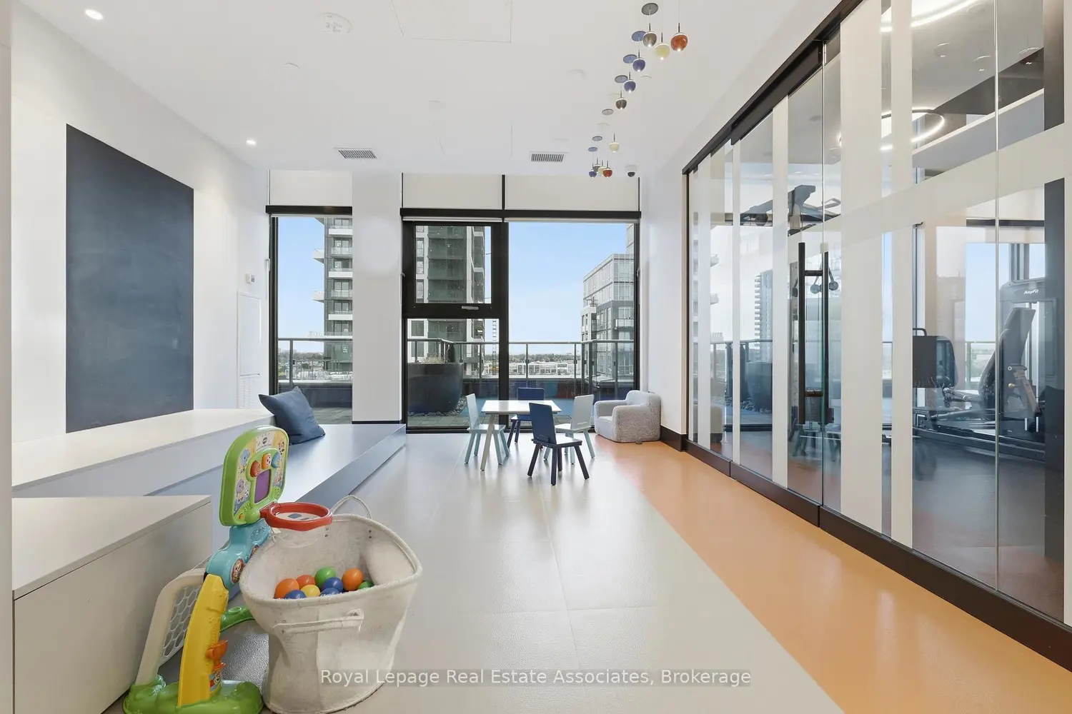 Additional image 12 of 260 Malta Avenue 1106
