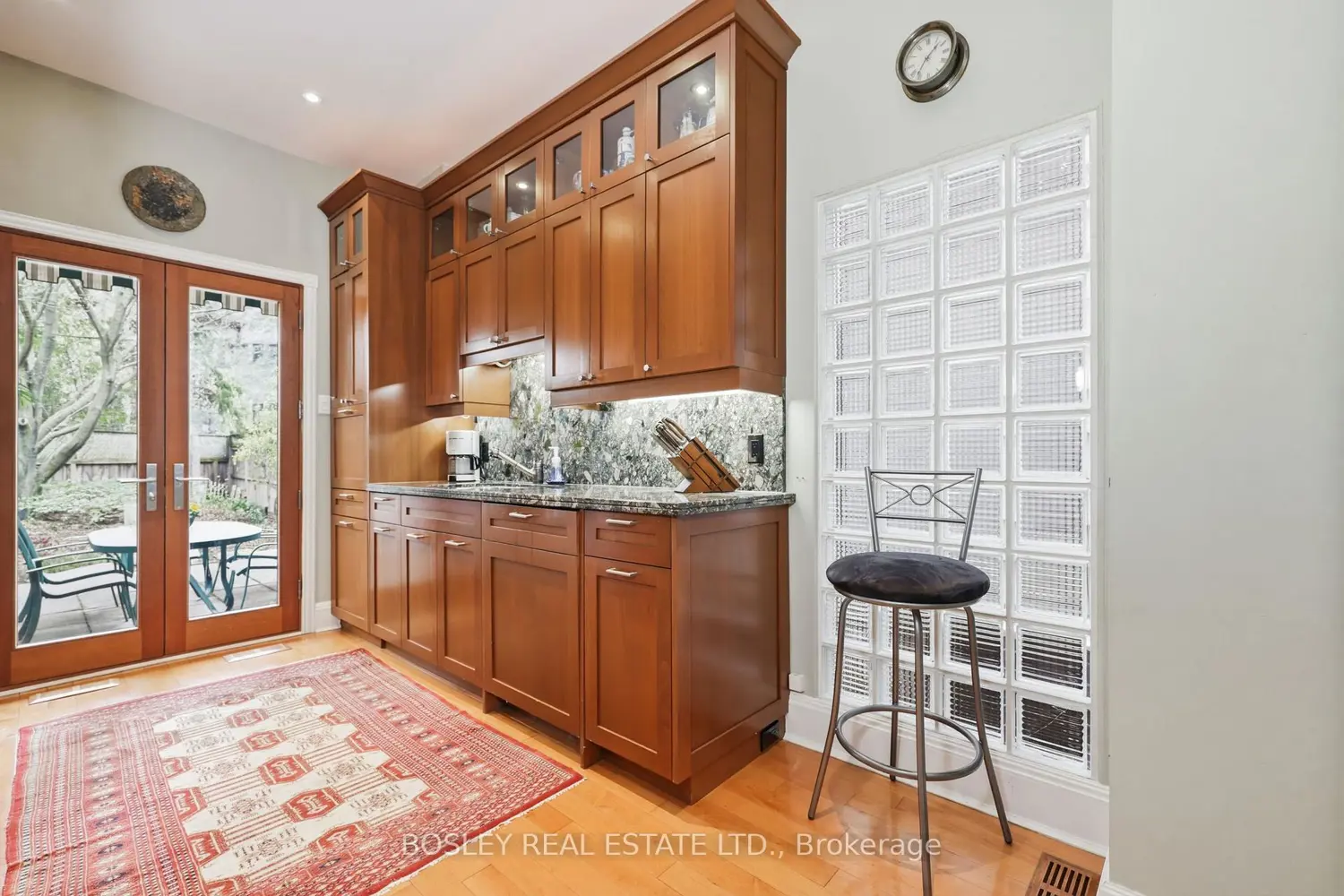 Additional image 12 of 438 Wellesley Street