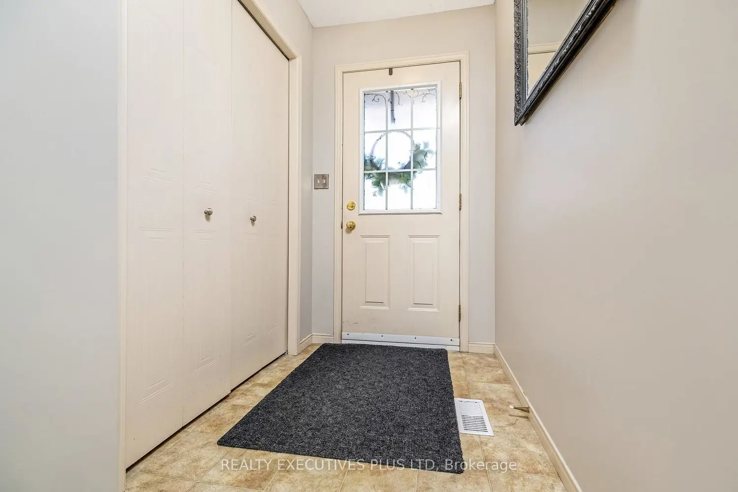 30 Imperial Road 70 photo 3