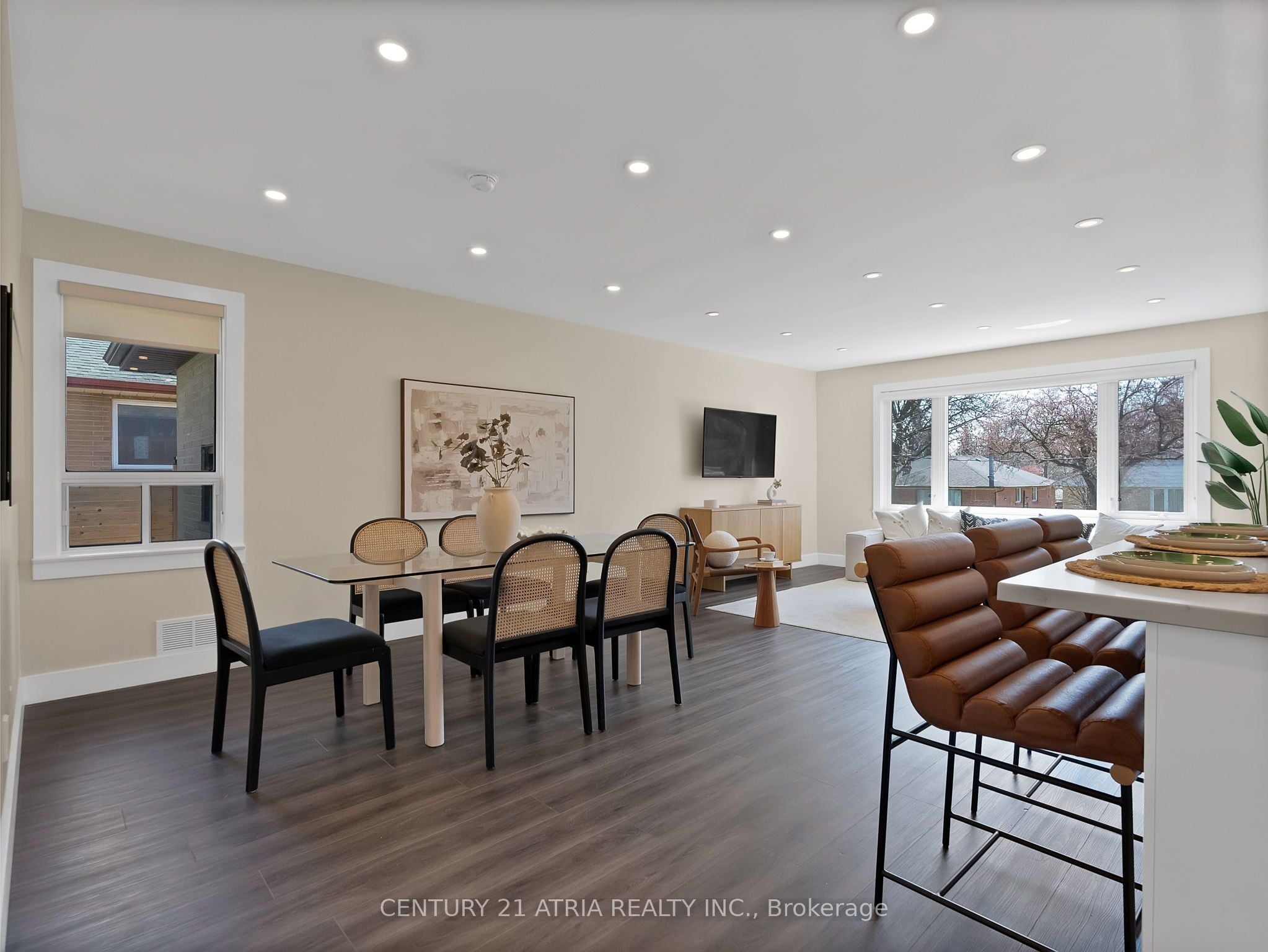 Additional image 4 of 10 Dunrobin Drive, Toronto, ON, M9B 2S9