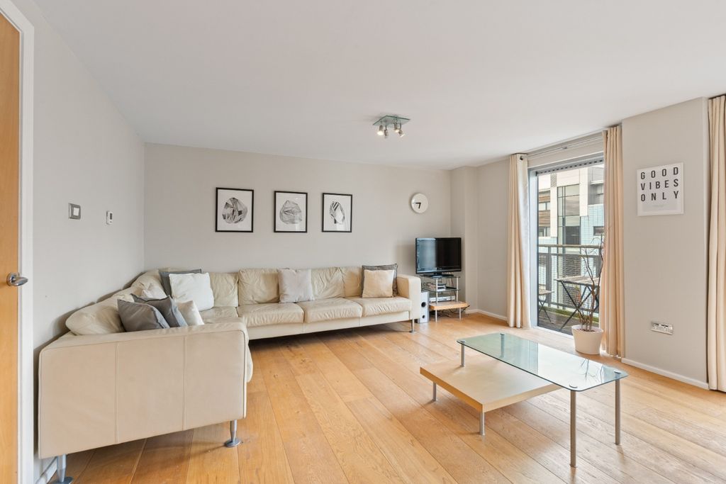 Additional image 10 of 2 bed flat to rentBreadalbane Street, Leith, Edinburgh EH6
