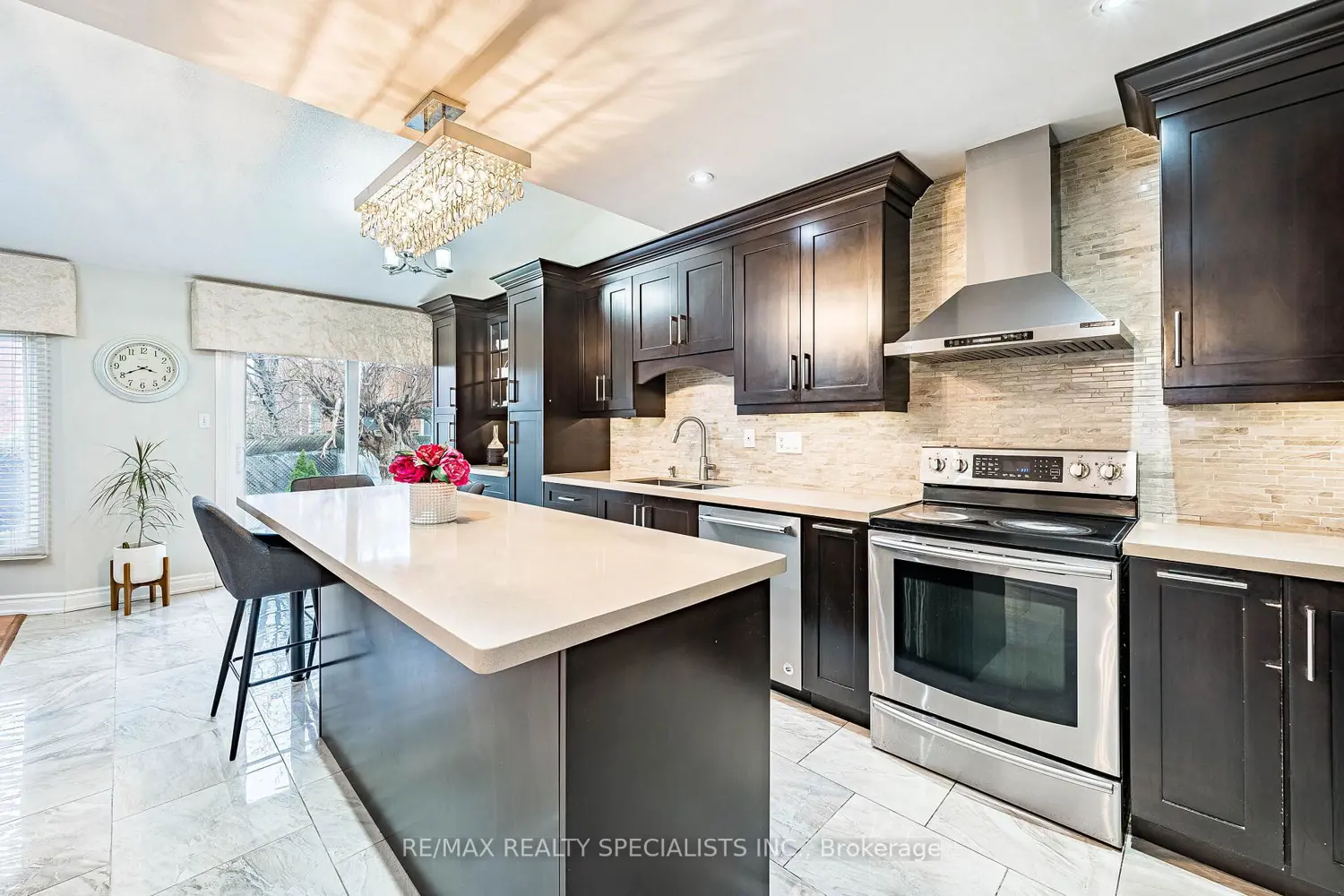 Additional image 7 of 3932 Periwinkle Crescent