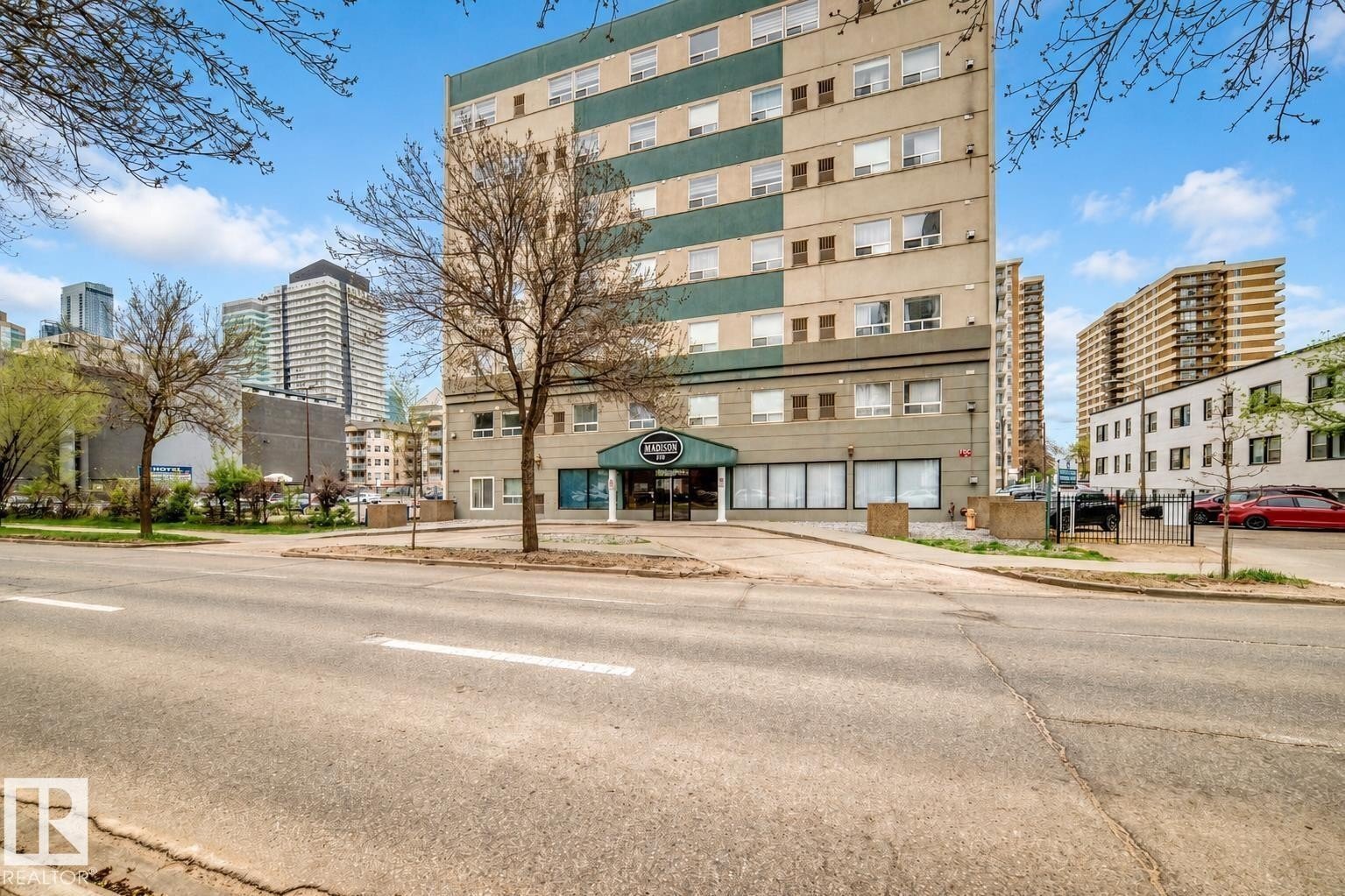 Additional image 7 of 601-9919 105 Street NW, Edmonton, AB, T5K1B1