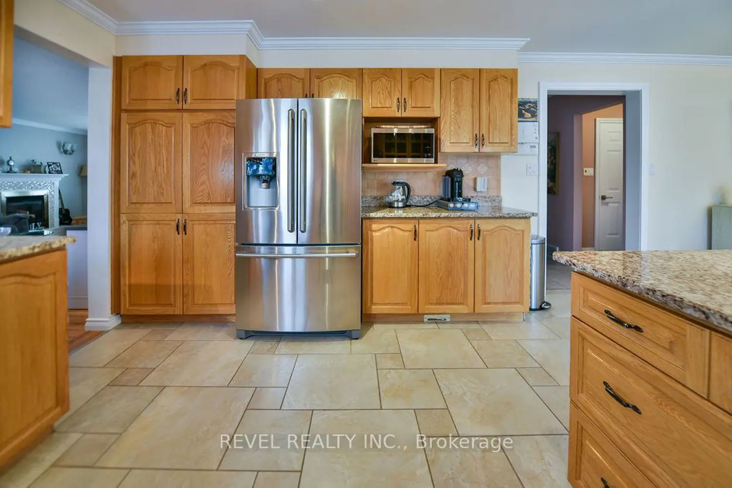 Additional image 3 of 800 Lavigne Boulevard