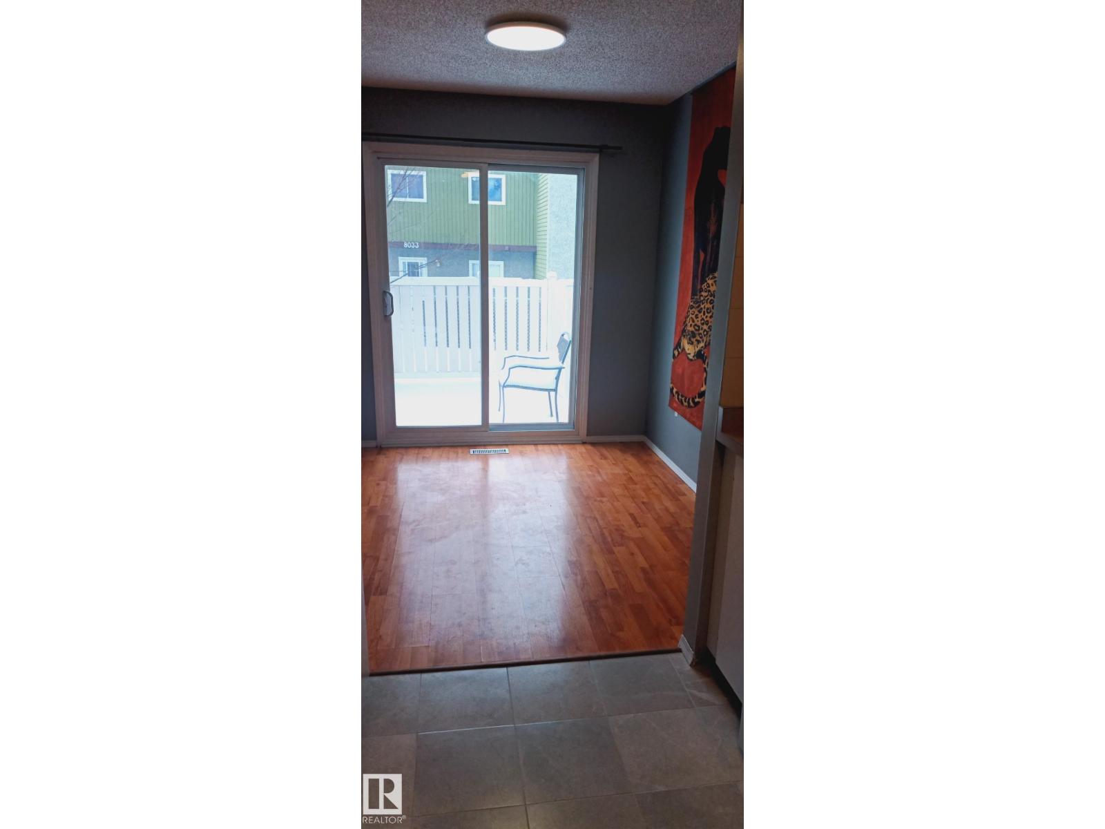 Additional image 3 of 2554 79 Street NW, Edmonton, AB, T6K3Y4