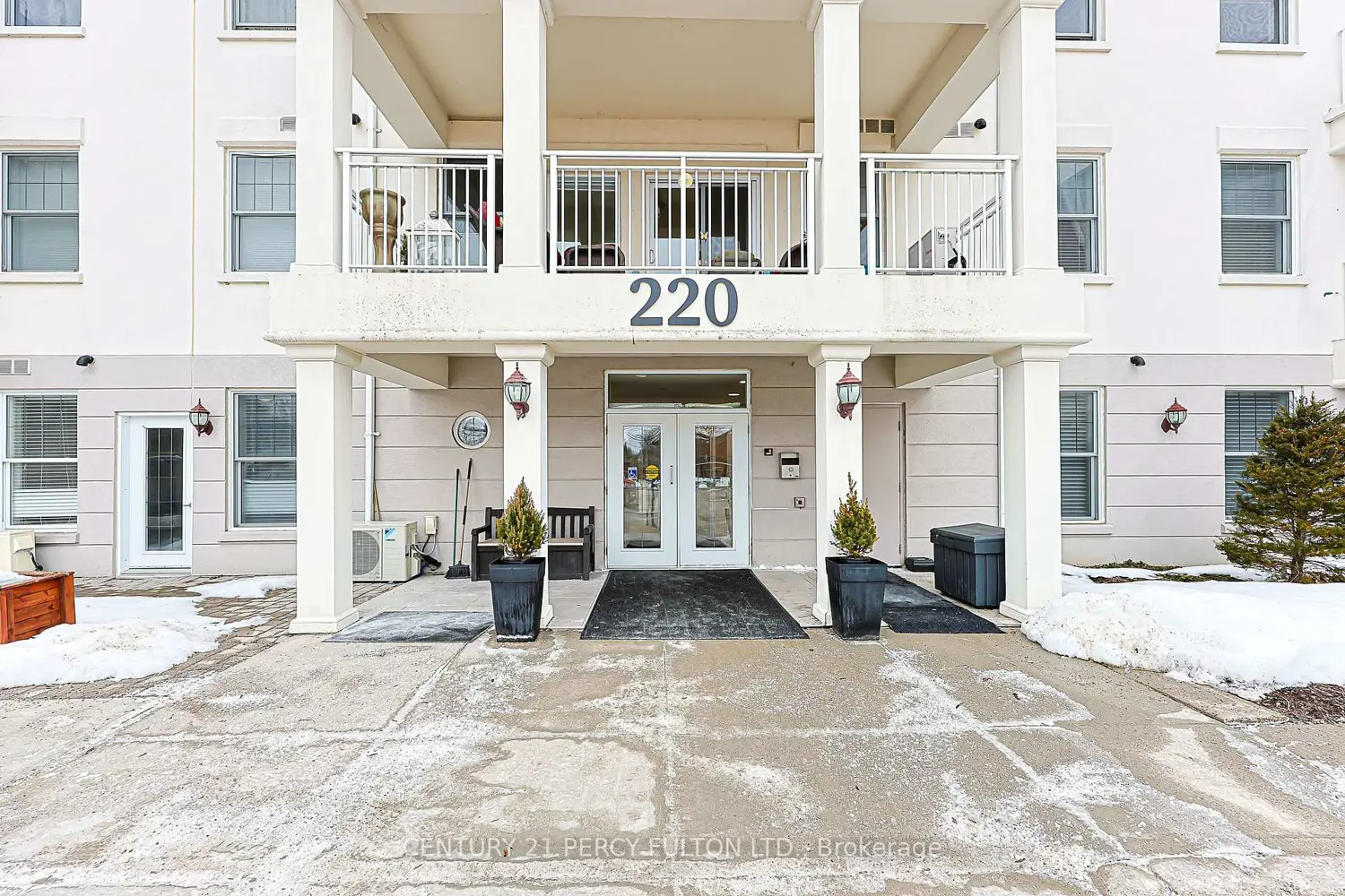 220 Main Street 211