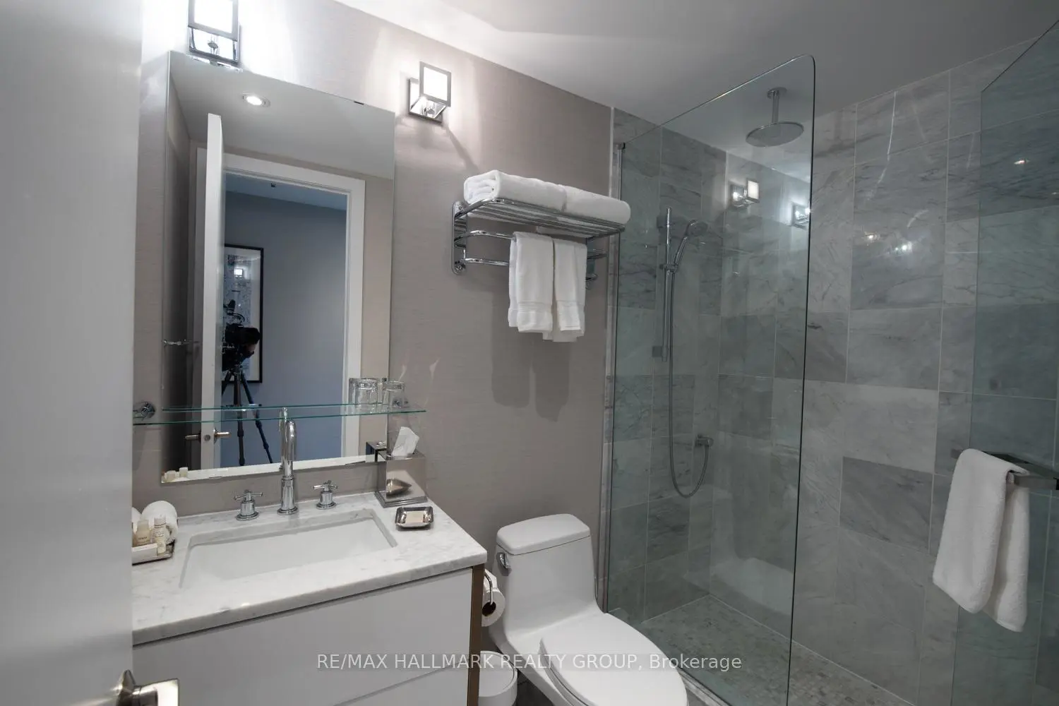 Additional image 13 of 300 Lisgar Street 1111