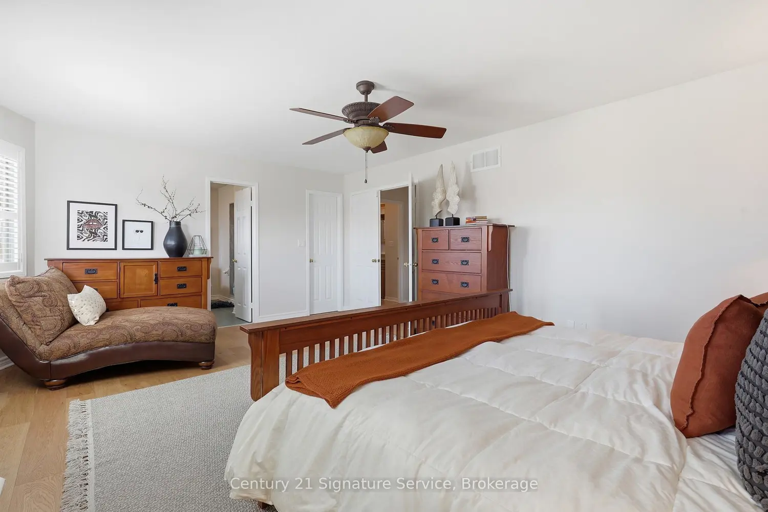 Additional image 12 of 784 Avonshire Court