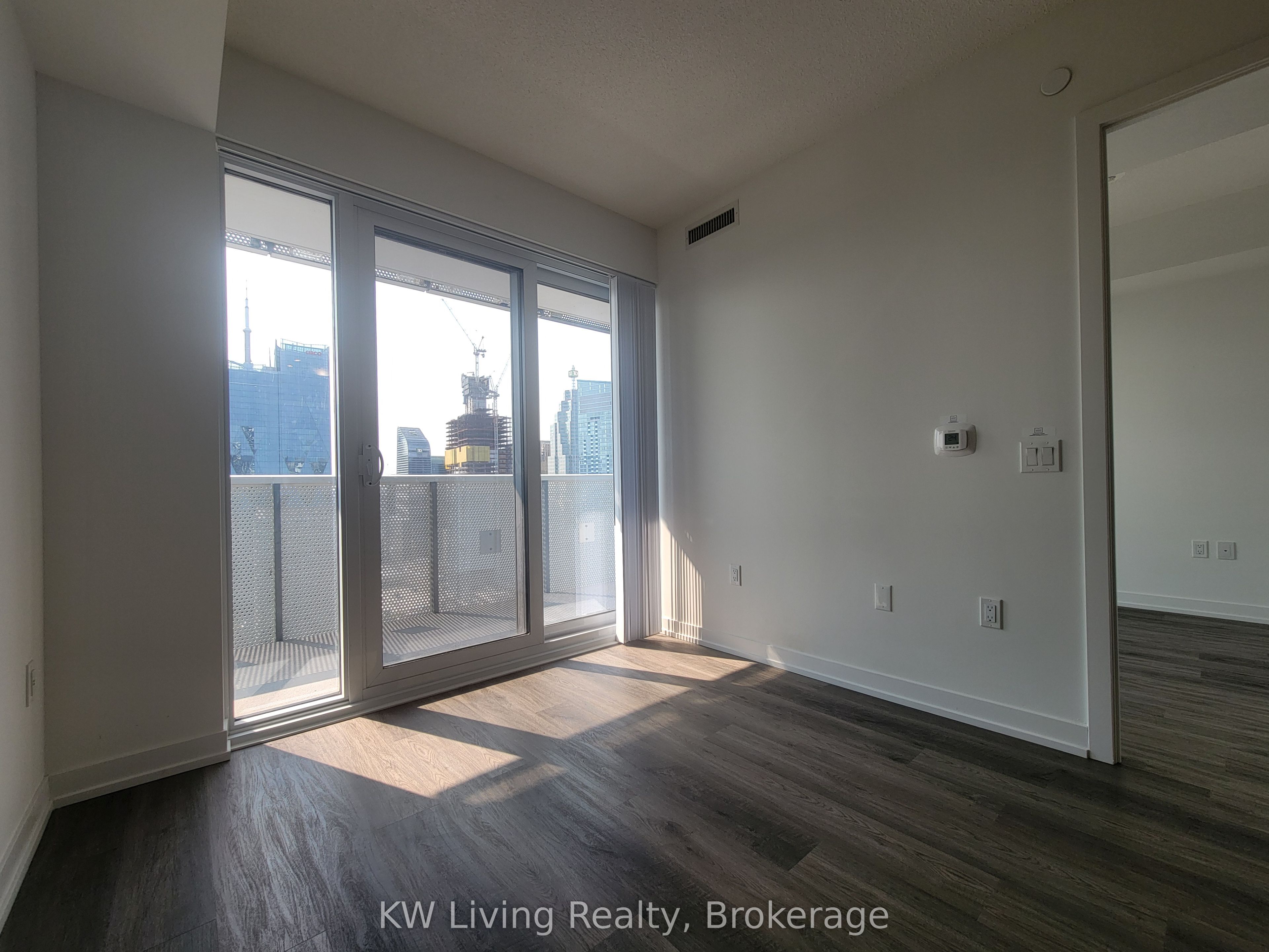 Additional image 4 of 4716-55 Cooper Street, Toronto, ON, M5E 0G1