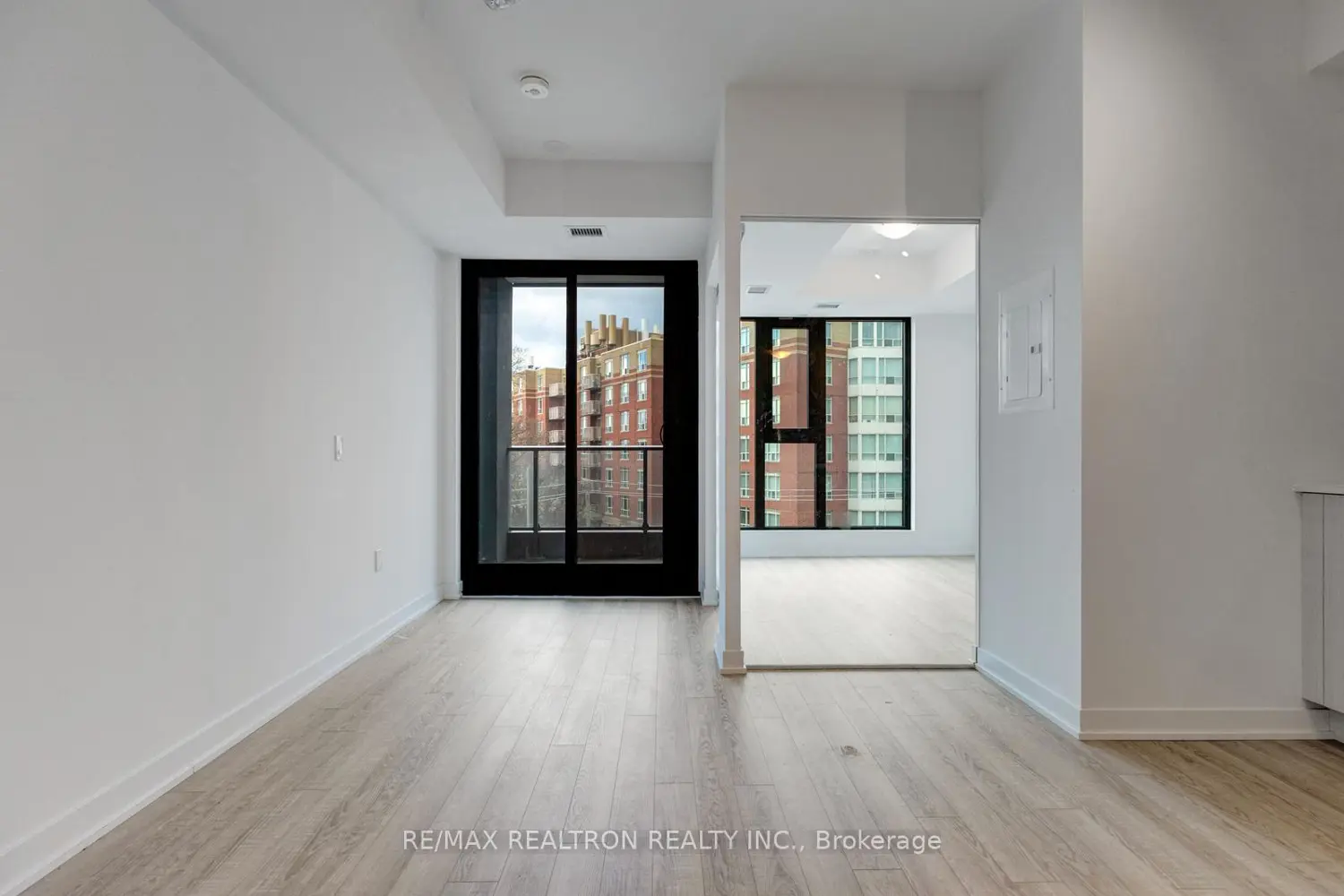 Additional image 12 of 250 Lawrence Avenue 416