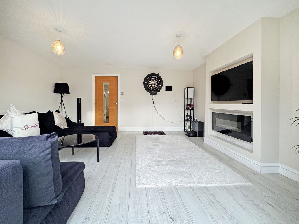 Additional image 20 of 4 bed semi-detached house to rentButtercup Avenue, Billingham, 5 TS22