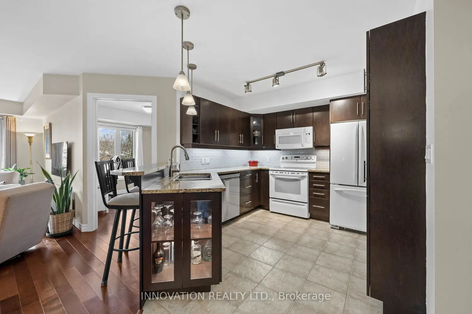 Additional image 7 of 100 Jamieson Street 209
