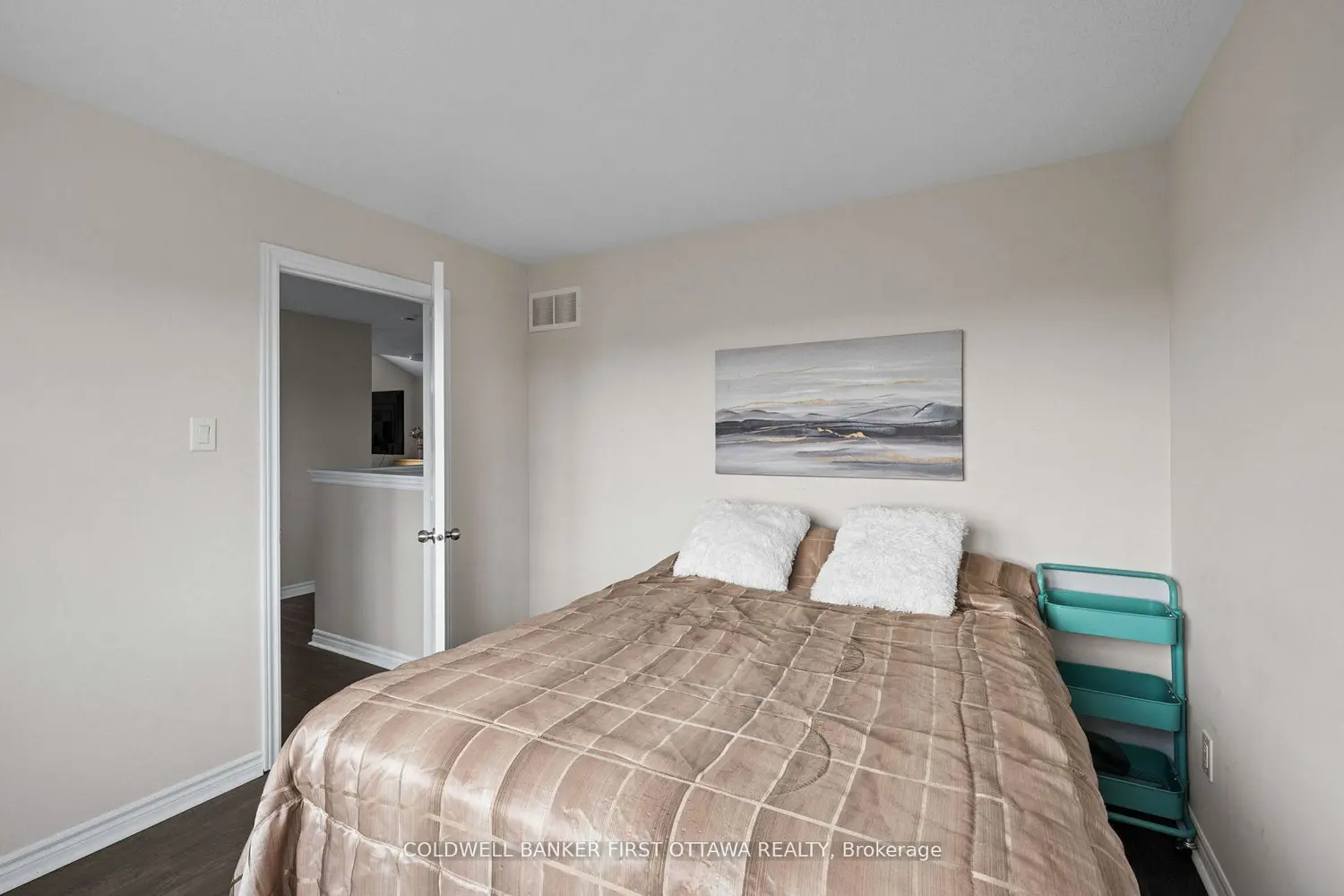 Additional image 11 of 619 Dundonald Drive