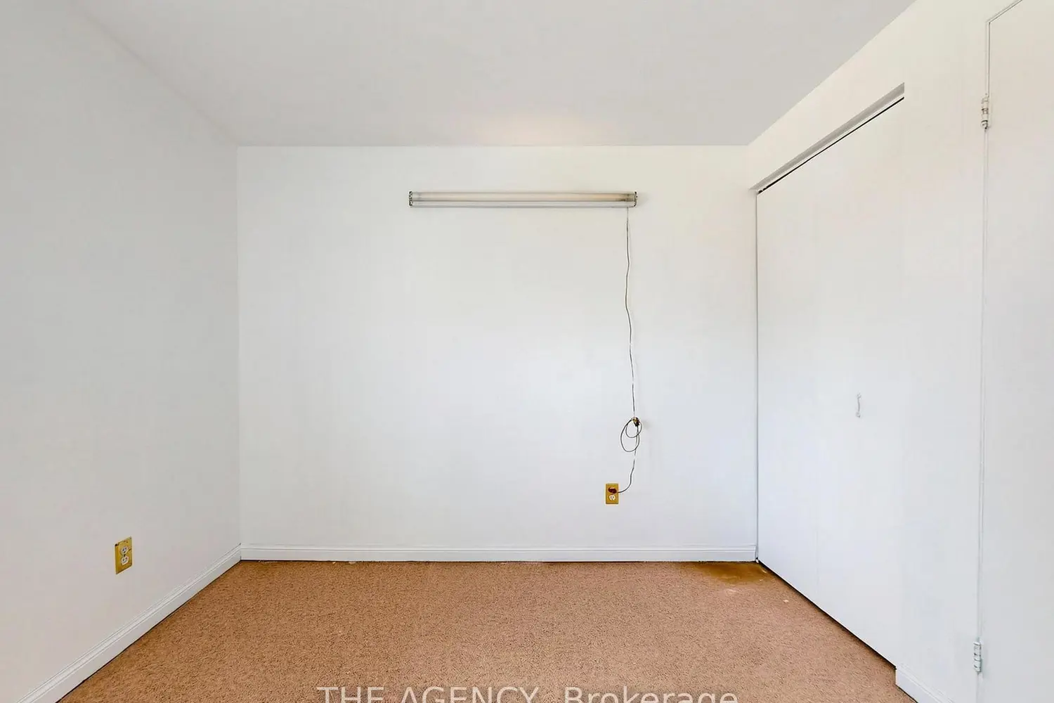Additional image 12 of 1559 Albion Road #33