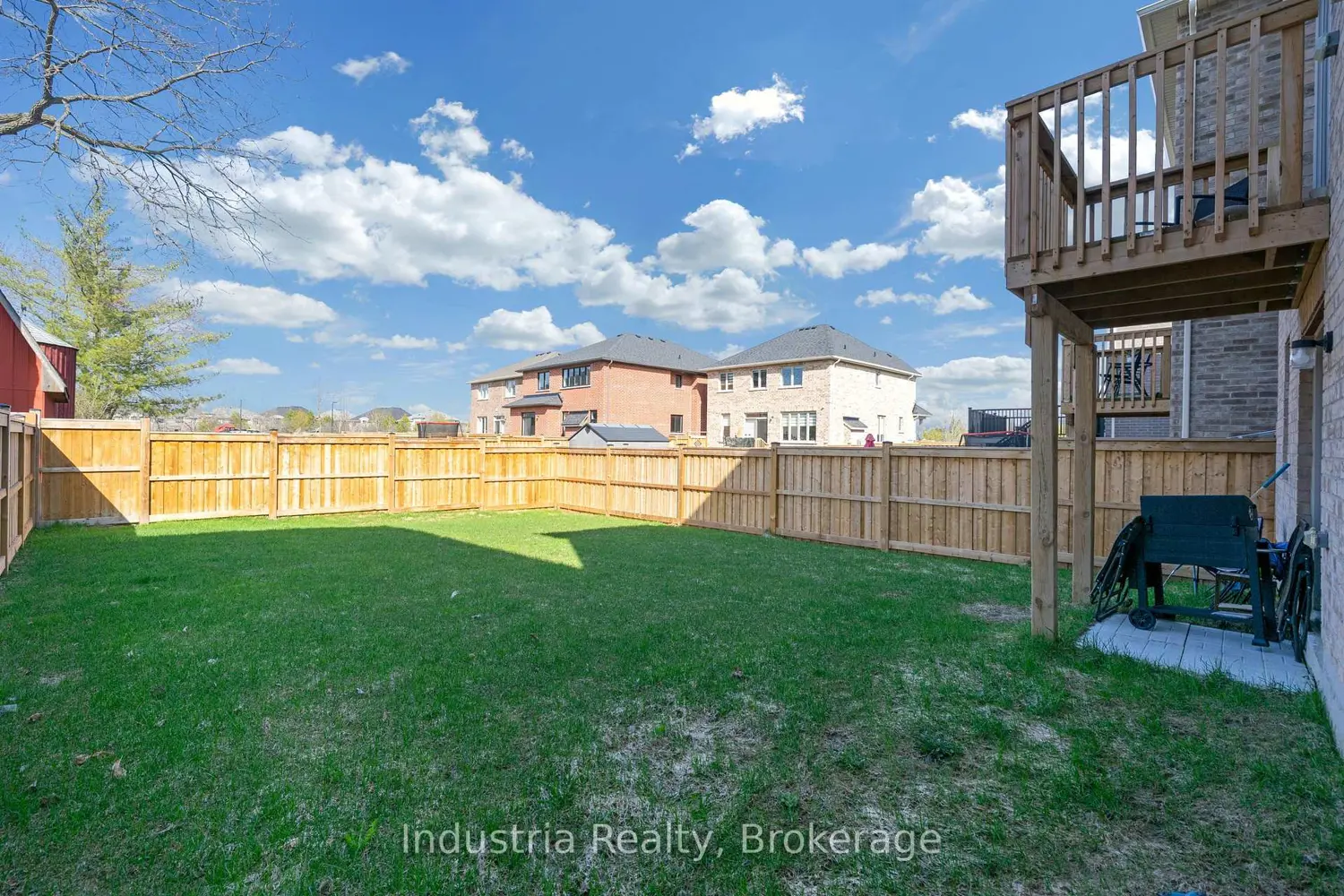 34 Sam Battaglia Crescent photo 4
