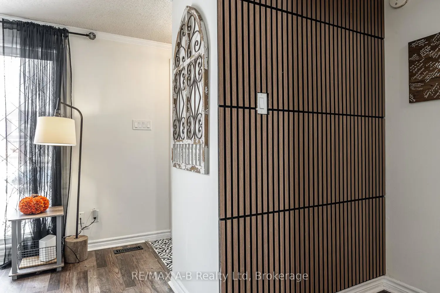 Additional image 10 of 651 Devon Street